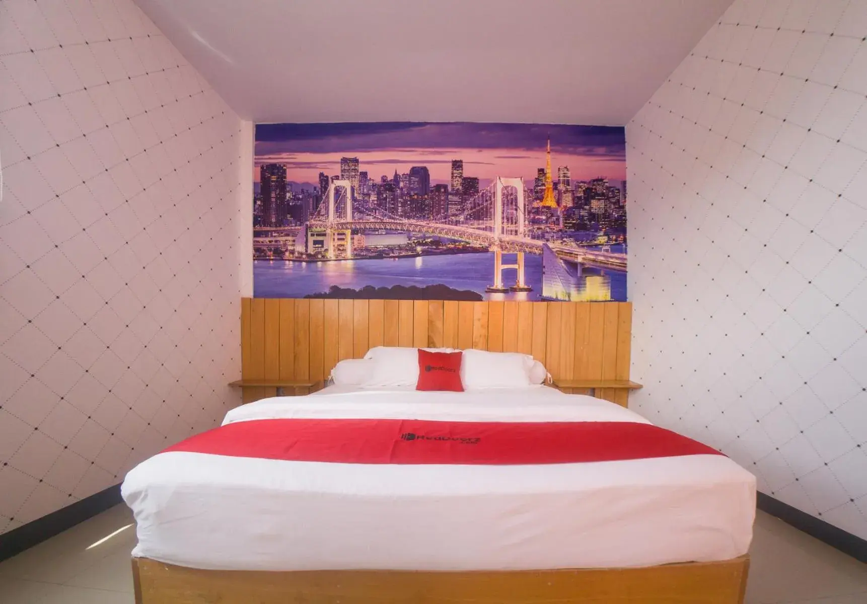 Double Room in RedDoorz Plus Syariah @ Pentadio Gorontalo Double Room in RedDoorz Plus Syariah @ Pentadio Gorontalo