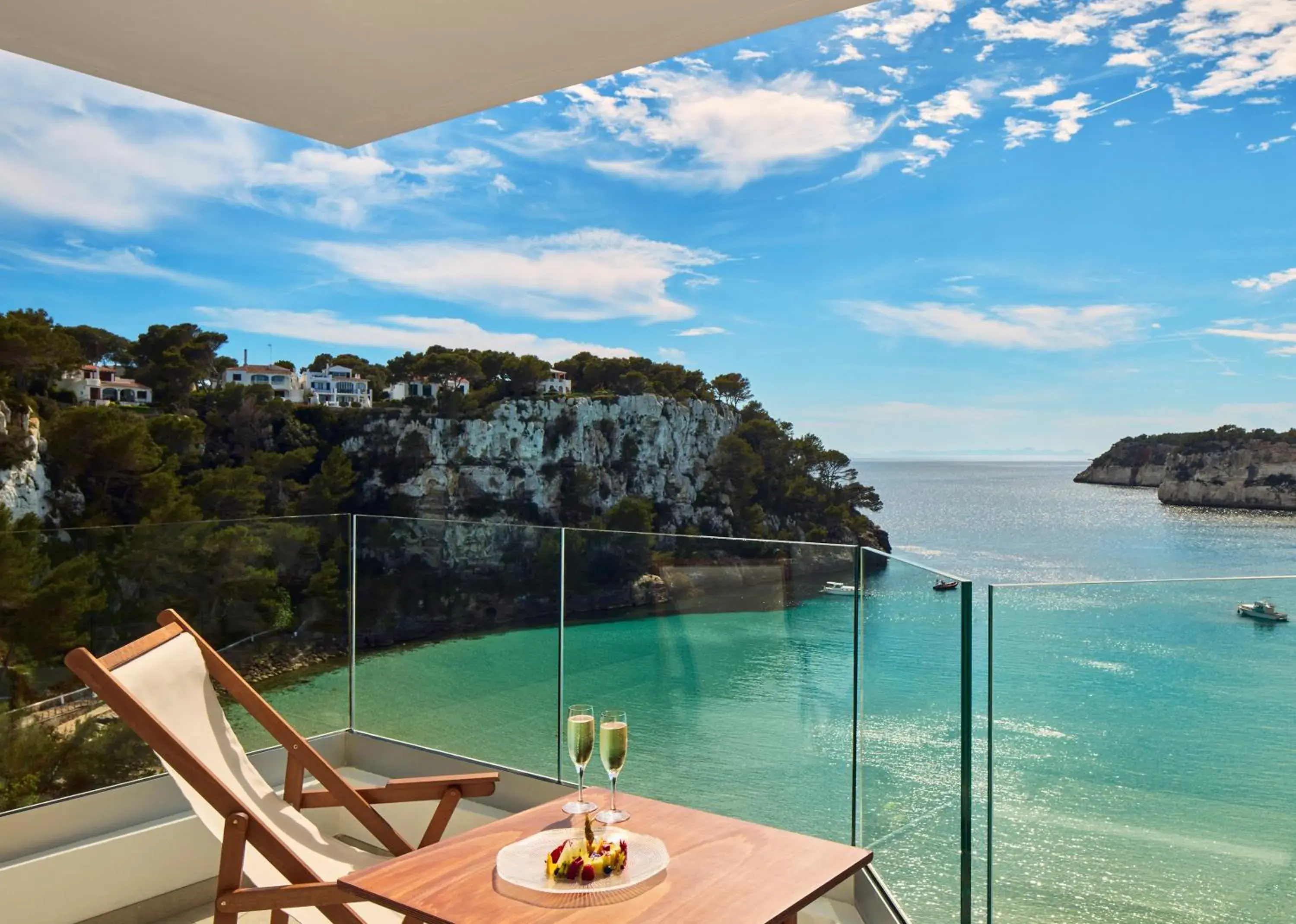 The Level Junior Suite Front Sea View in Meliá Cala Galdana The Level Junior Suite Front Sea View in Meliá Cala Galdana