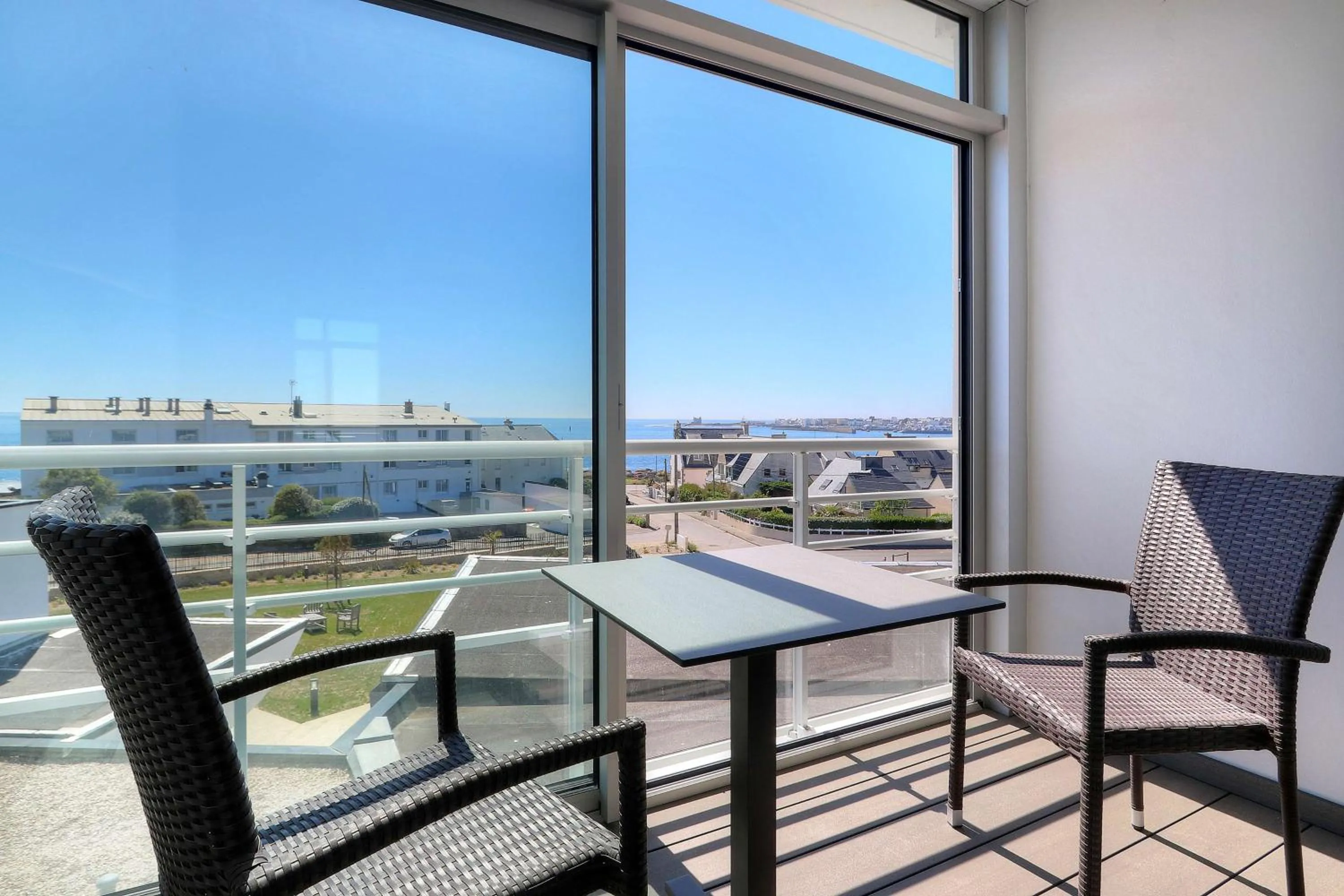 Photo of the whole room in Best Western Hôtel Le Bellevue Quiberon