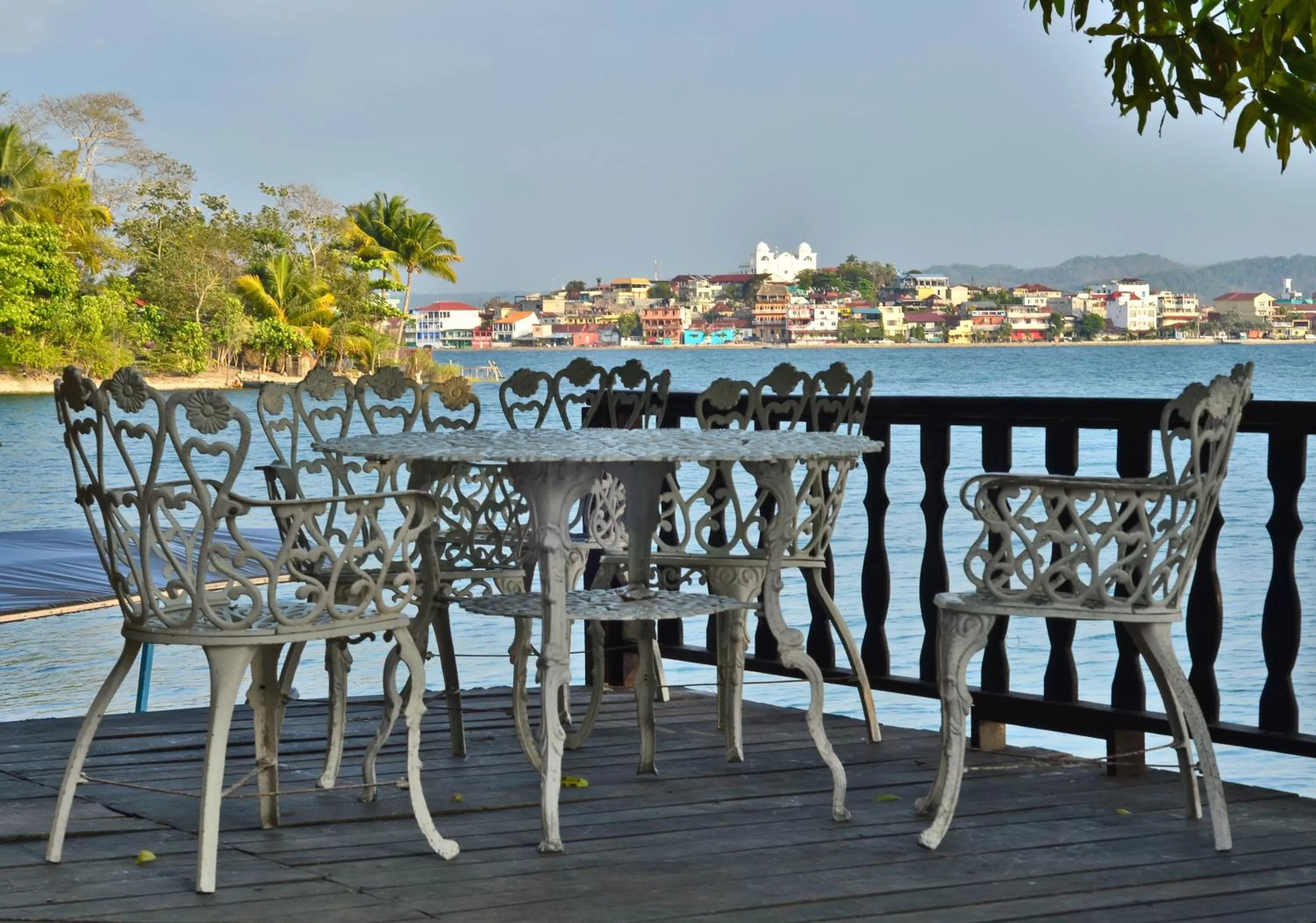 Restaurant/places to eat in Mayan Spirit