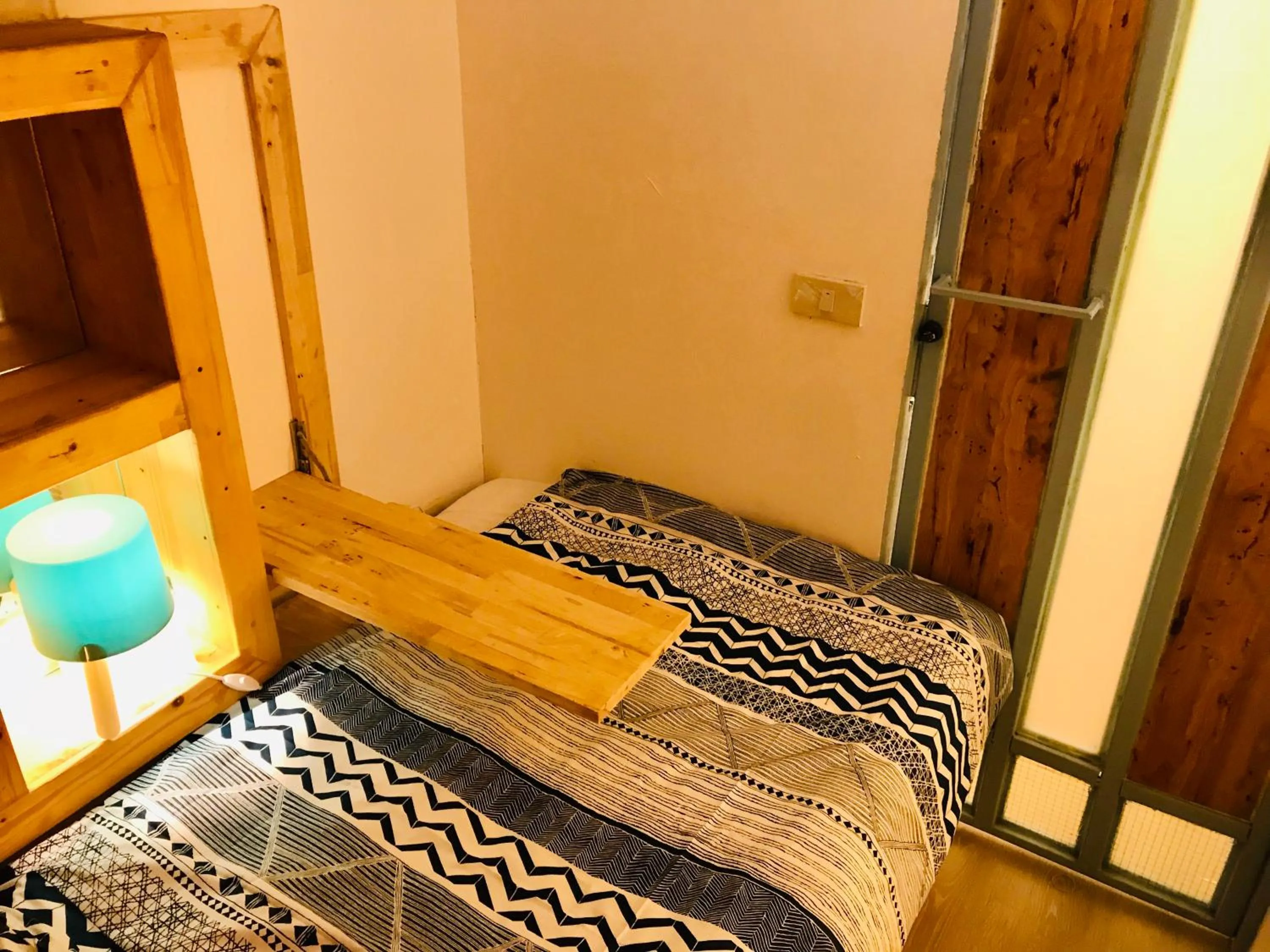 Photo of the whole room, Bed in Blu Cabin Ari Stylish Gay Poshtel