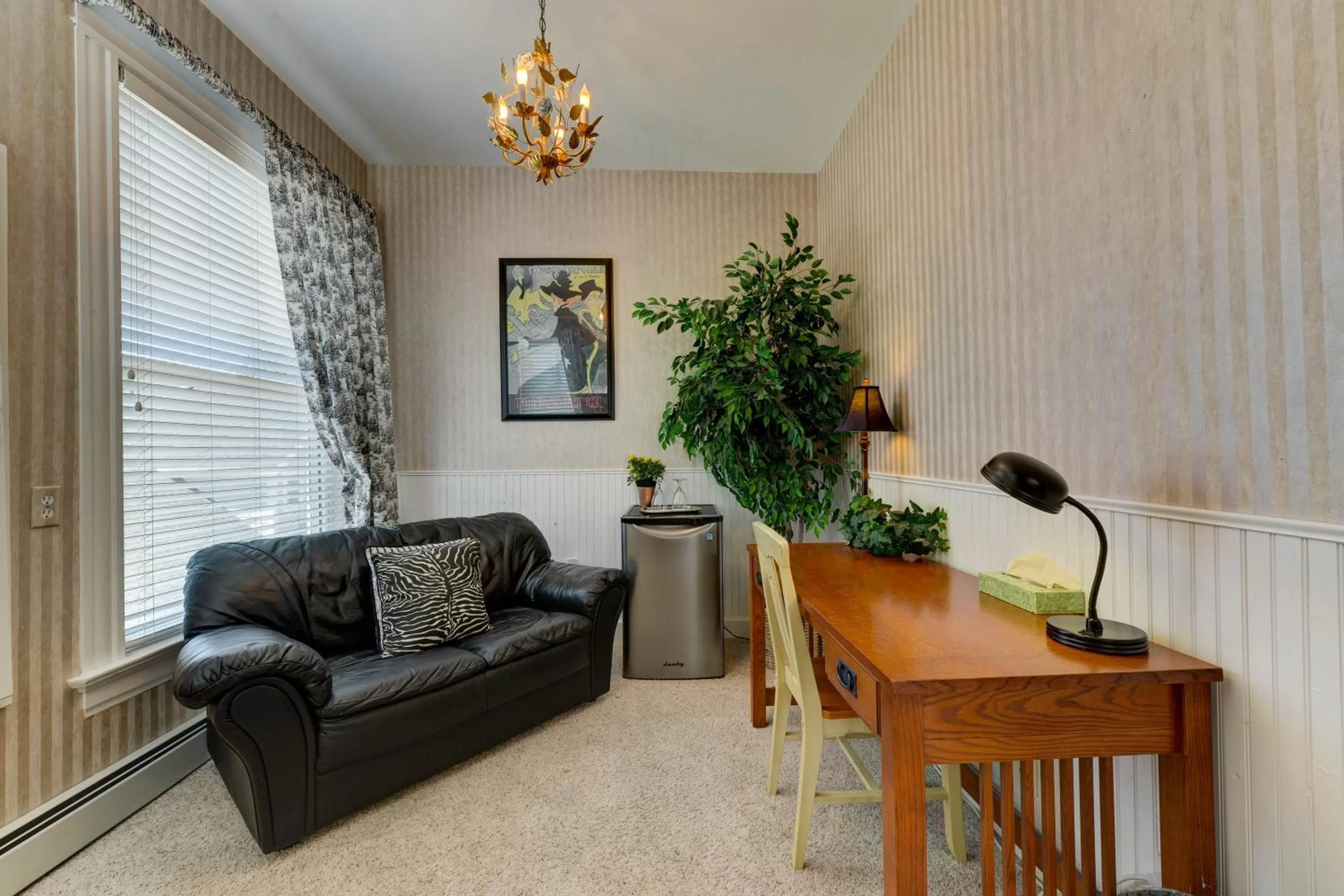 Seating area in The St. Mary's Inn, Bed and Breakfast