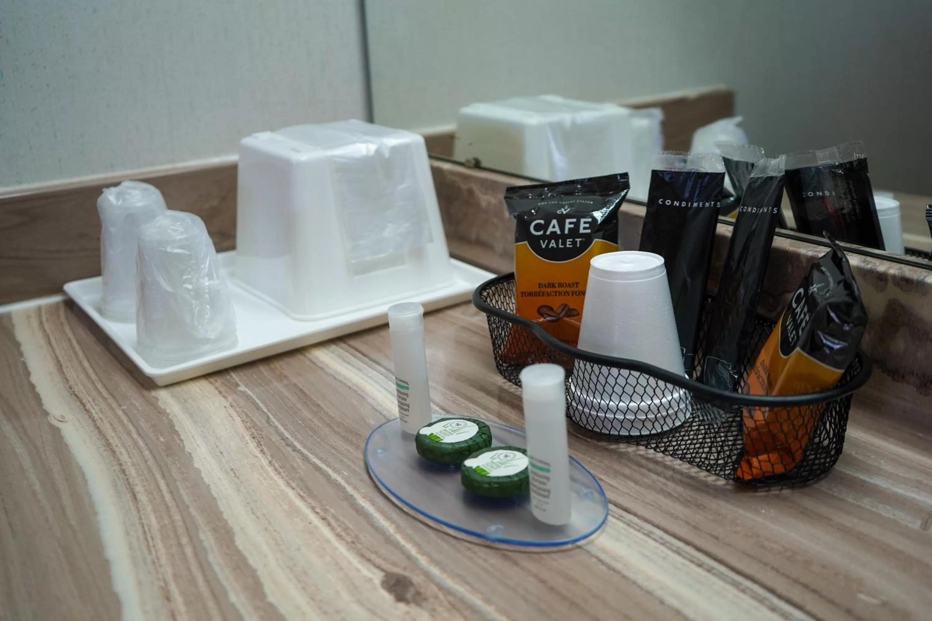 Coffee/tea facilities in Sunset Inn Clarksville