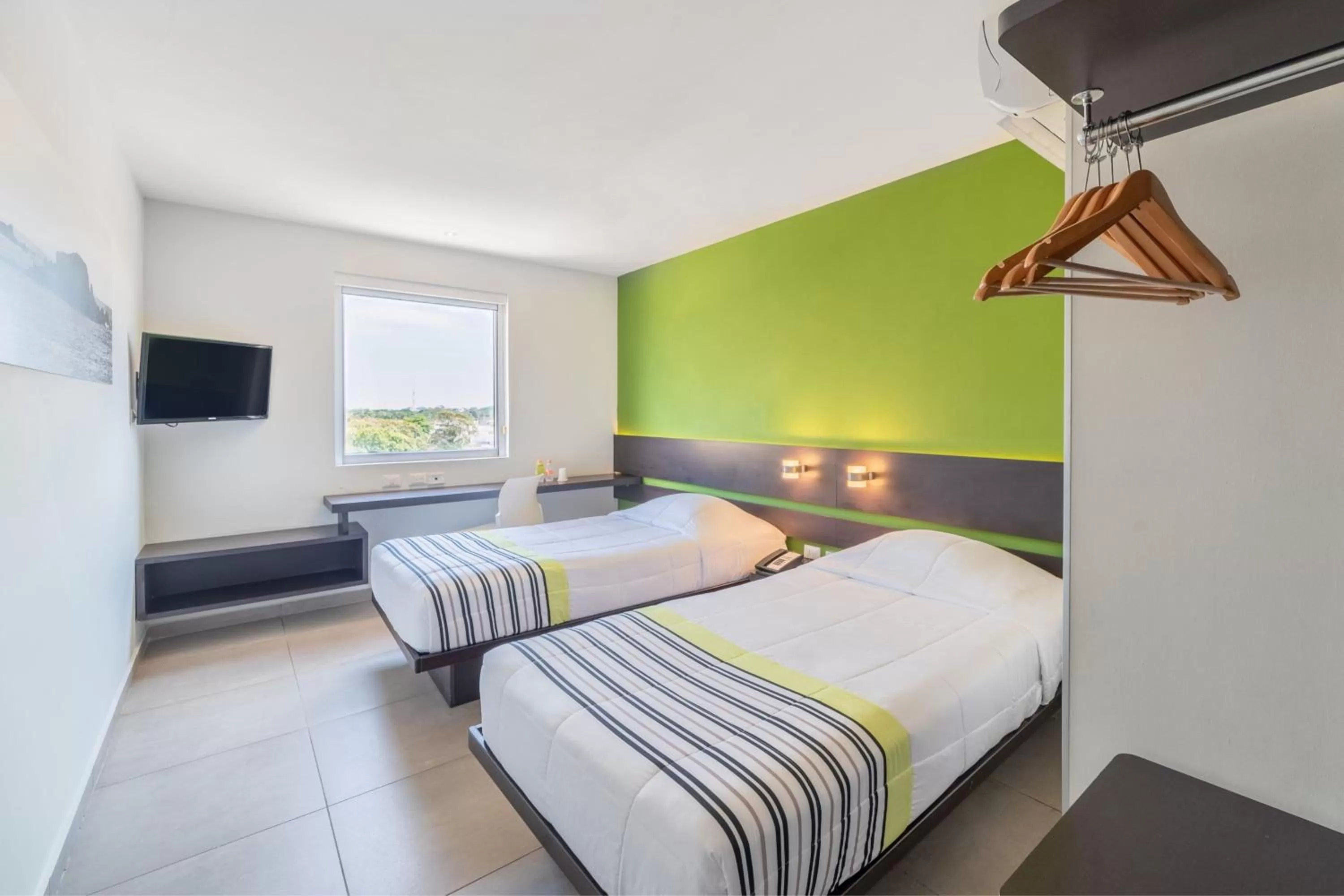 Bedroom, Bed in City Express Junior by Marriott Villahermosa