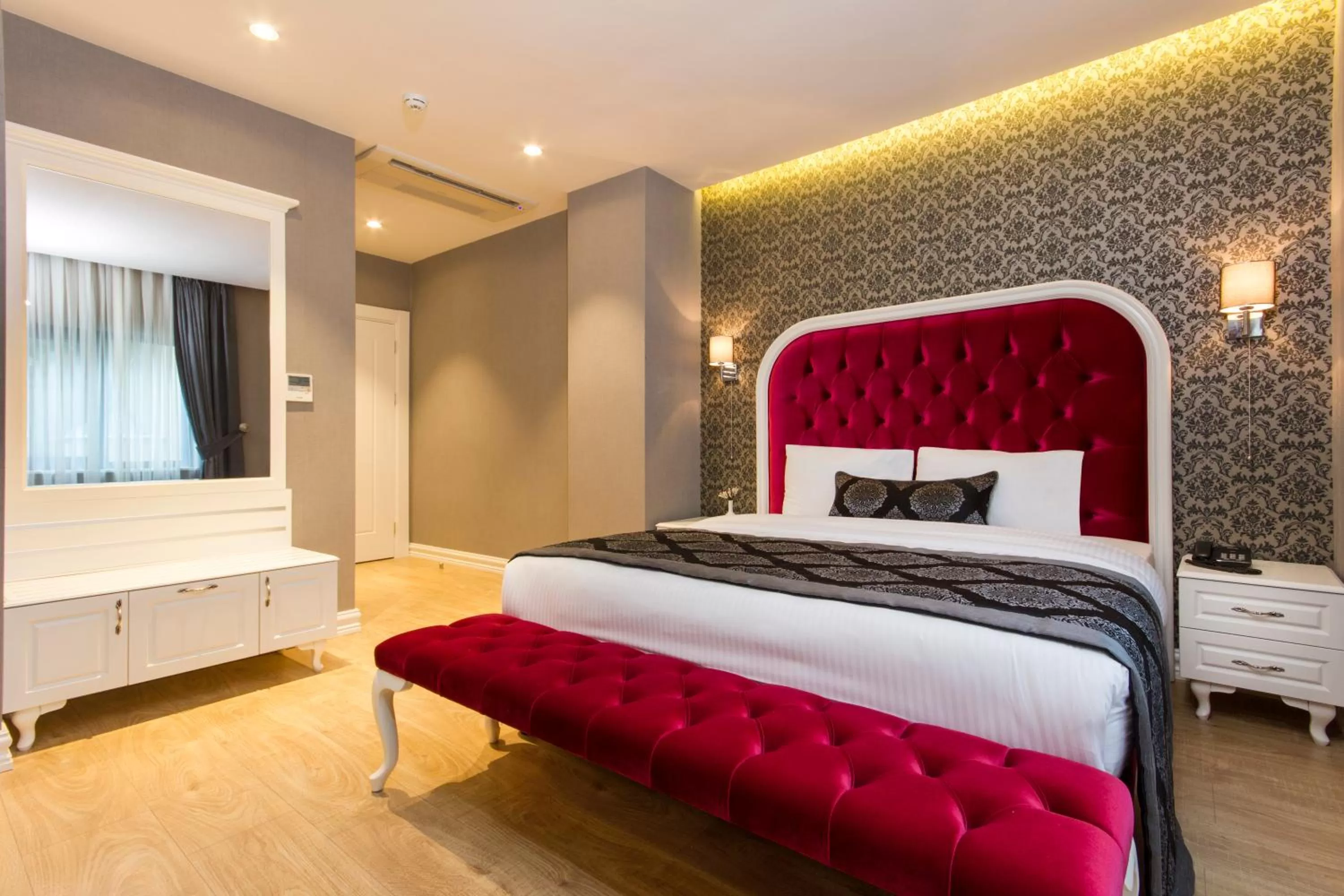 Decorative detail, Bed in Dencity Hotels & Spa