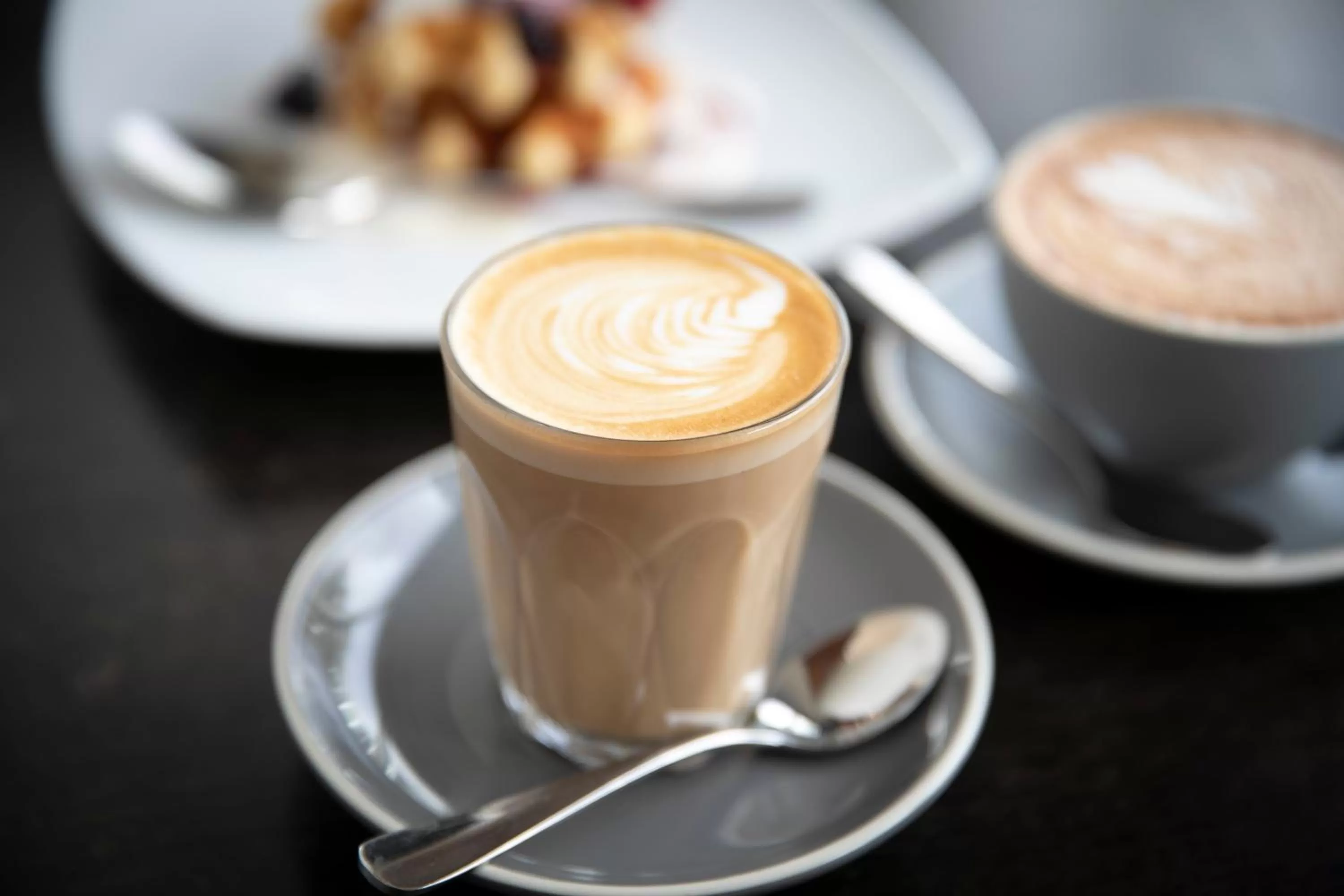 Restaurant/places to eat in ibis Sydney Airport