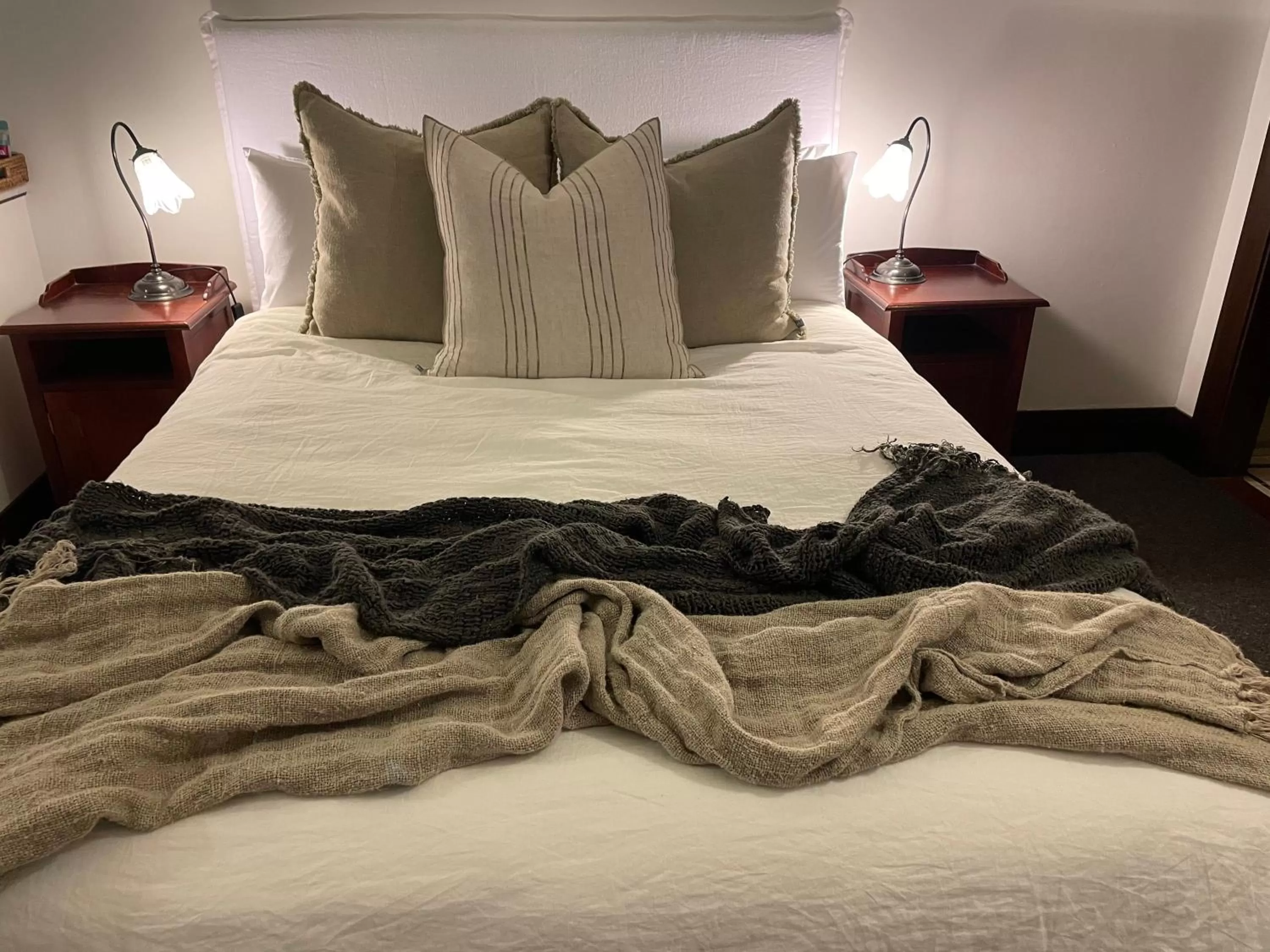 Bed in Ballina Manor Boutique Hotel