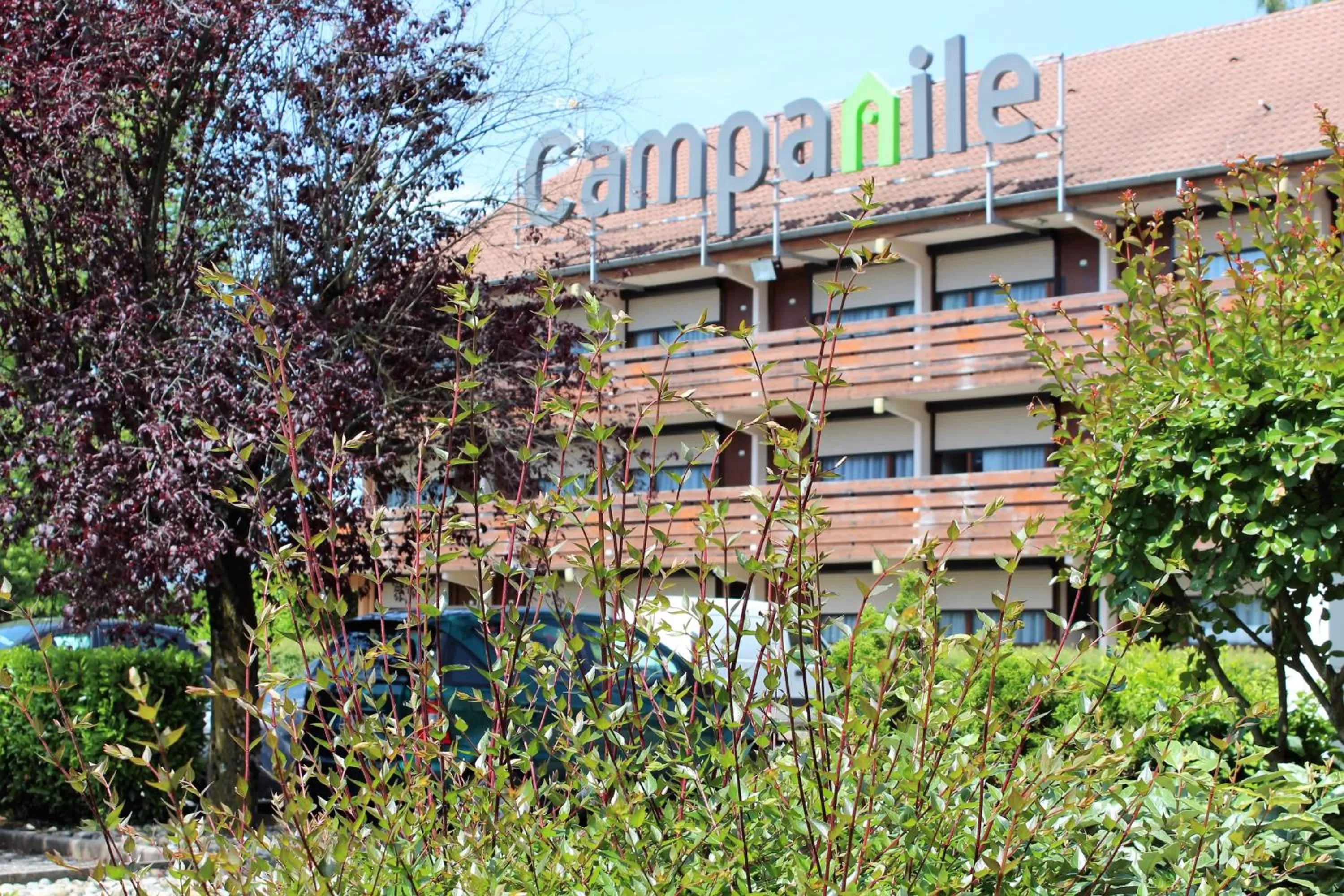 Property building in Campanile Grenoble Nord - Moirans-Voreppe
