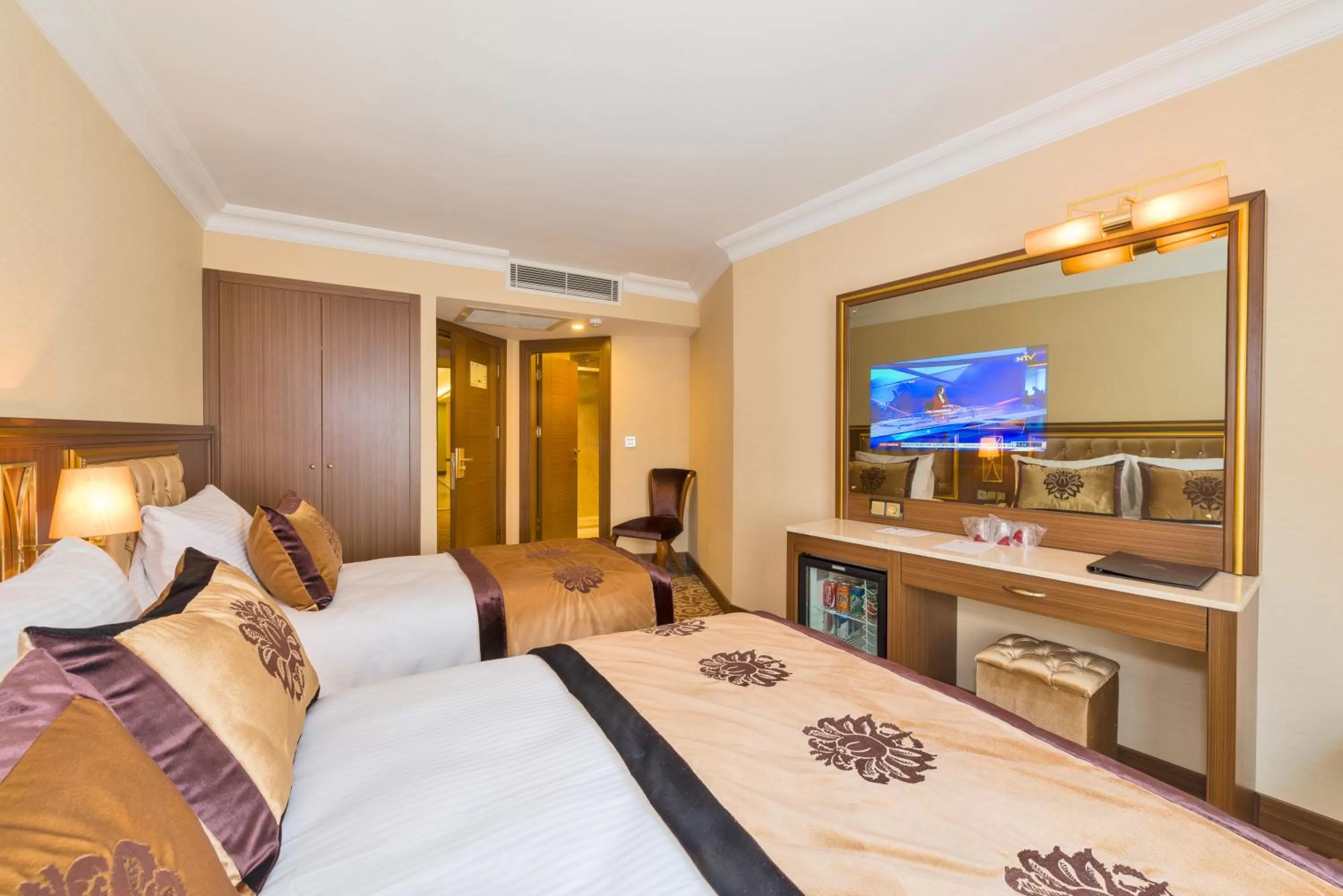 Photo of the whole room, Bed in Antea Hotel Oldcity -Special Category