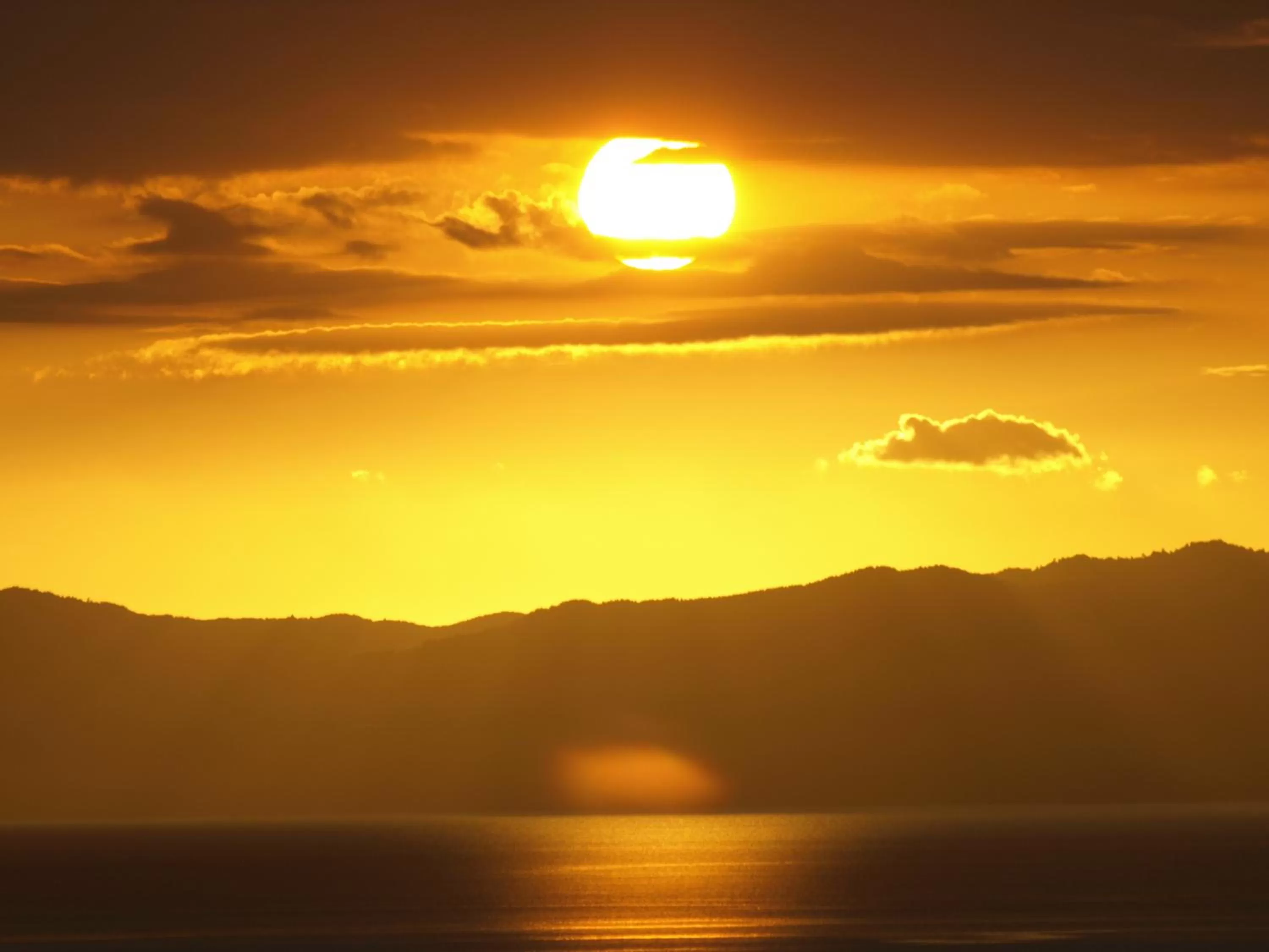 Sunset in Grafton Cottage & Chalets