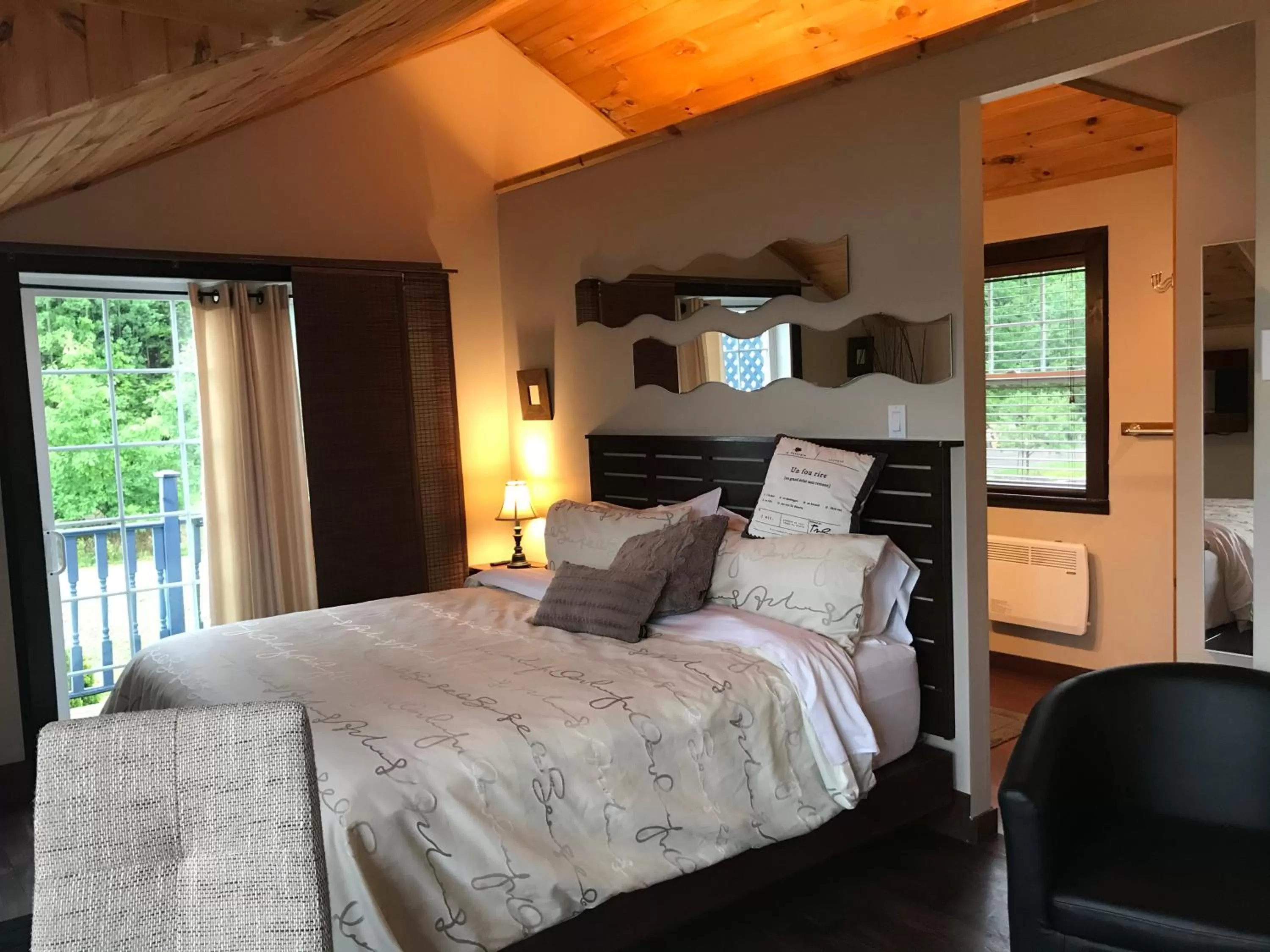 Bed in Domaine de la Baie, Les Suites