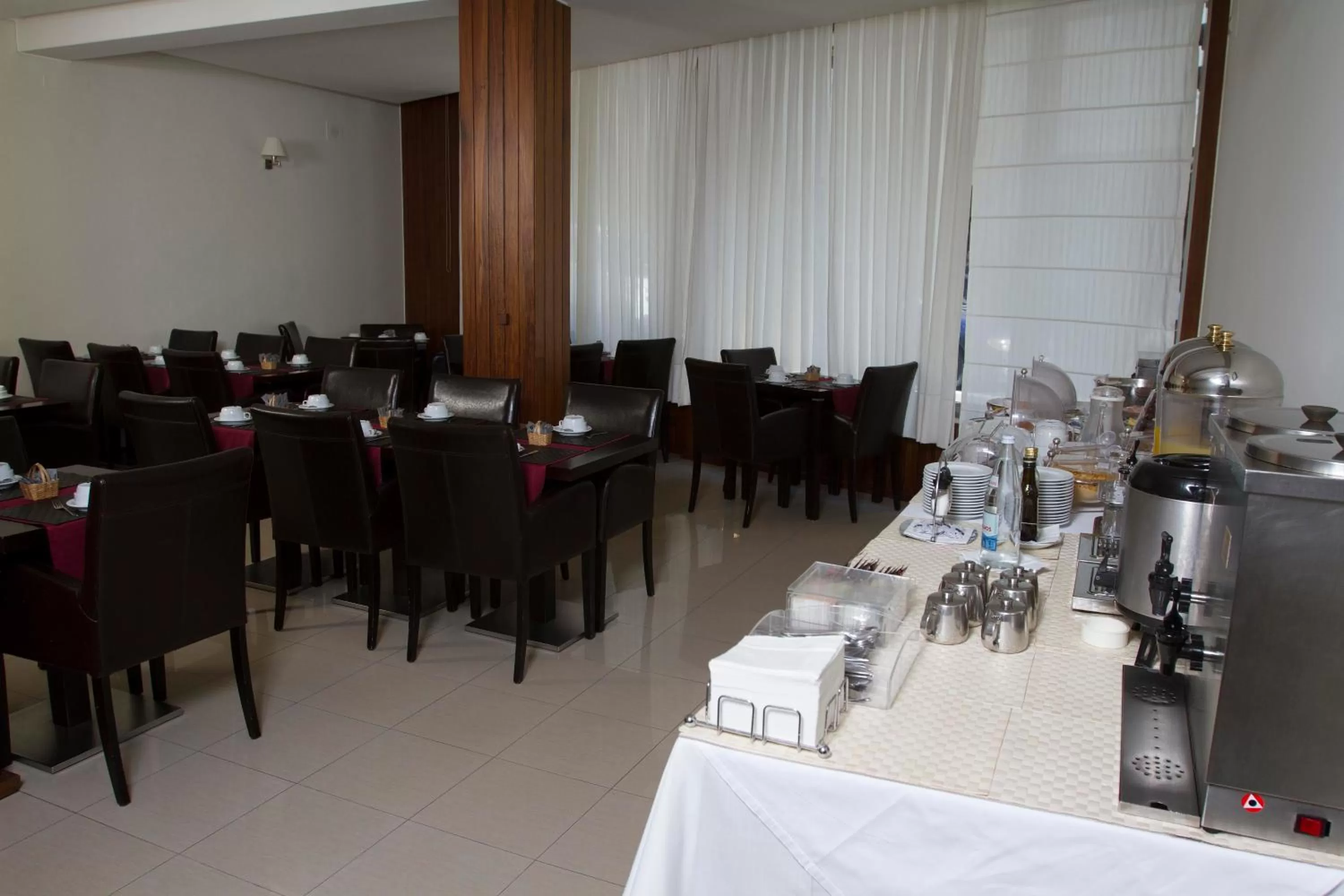 Restaurant/places to eat in Hotel Sao Jose
