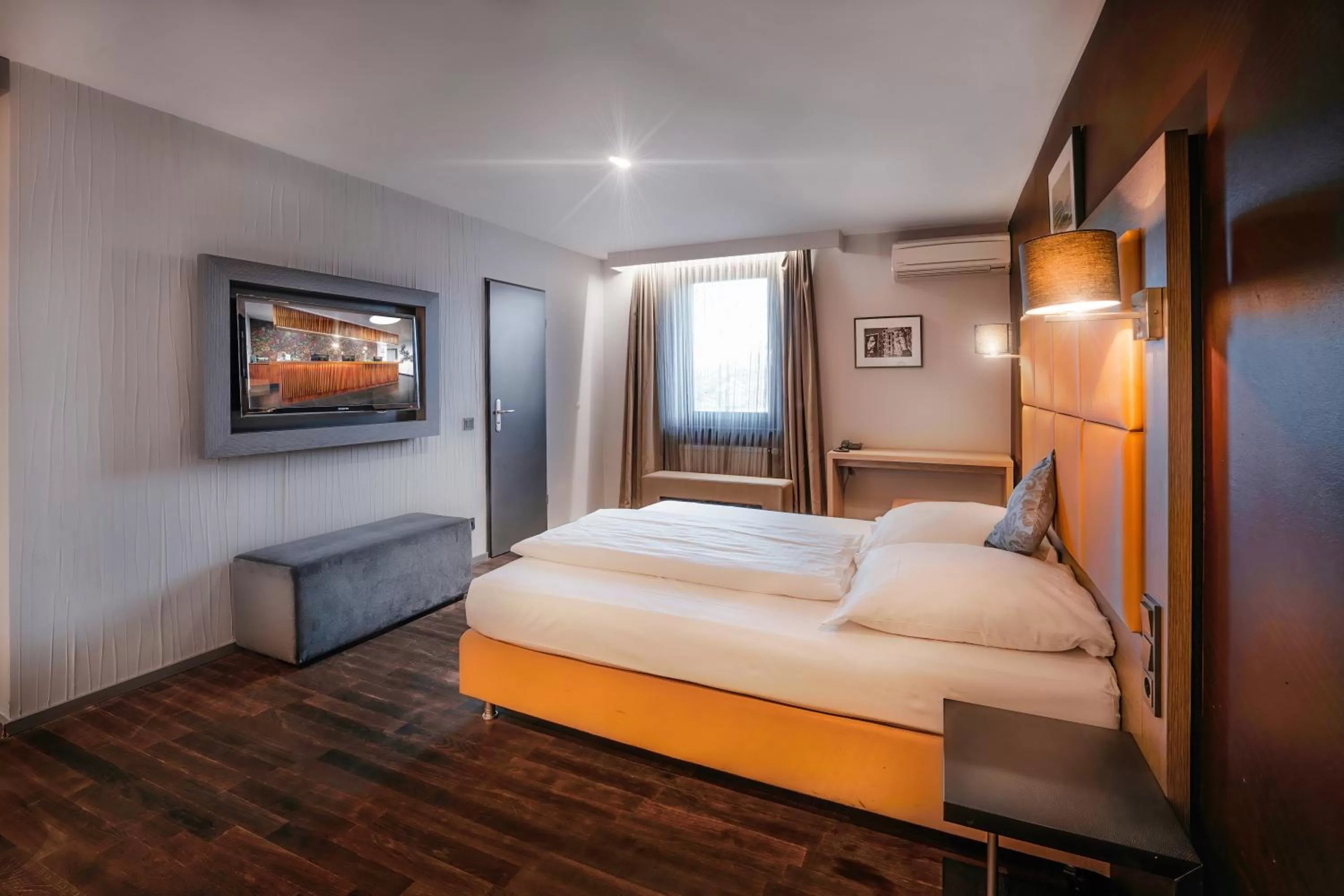 Bed in Hotel Cult Frankfurt City