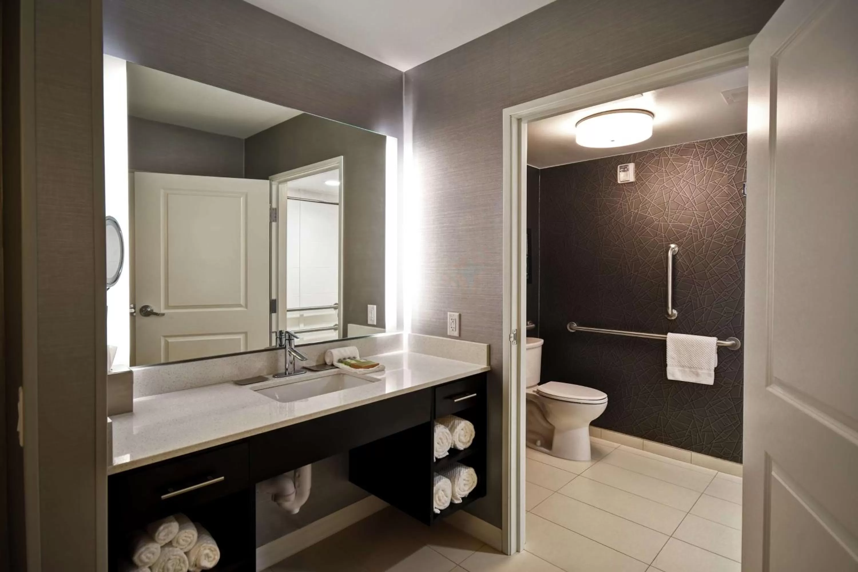 Bathroom in DoubleTree by Hilton Deadwood at Cadillac Jack's