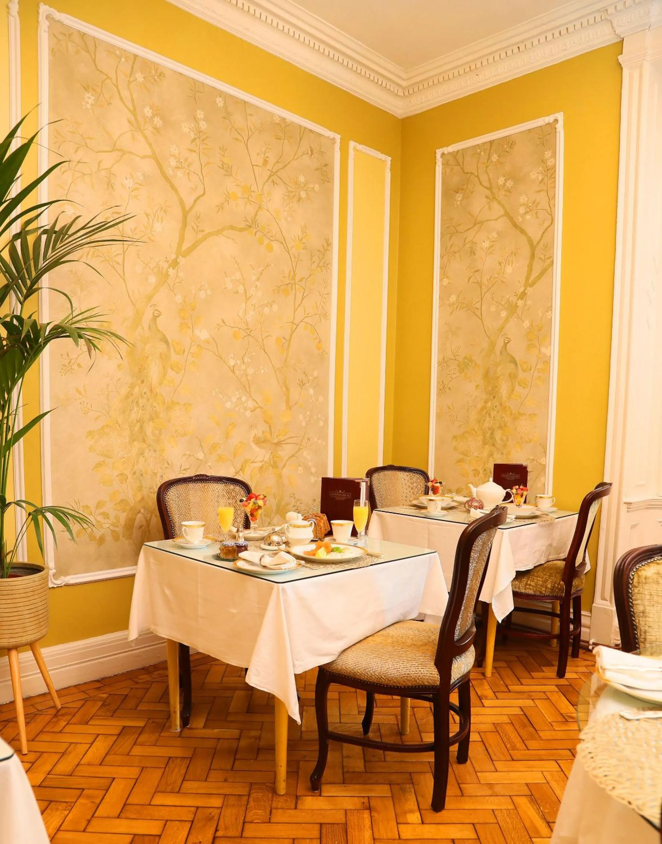 Dining area in Kilronan House