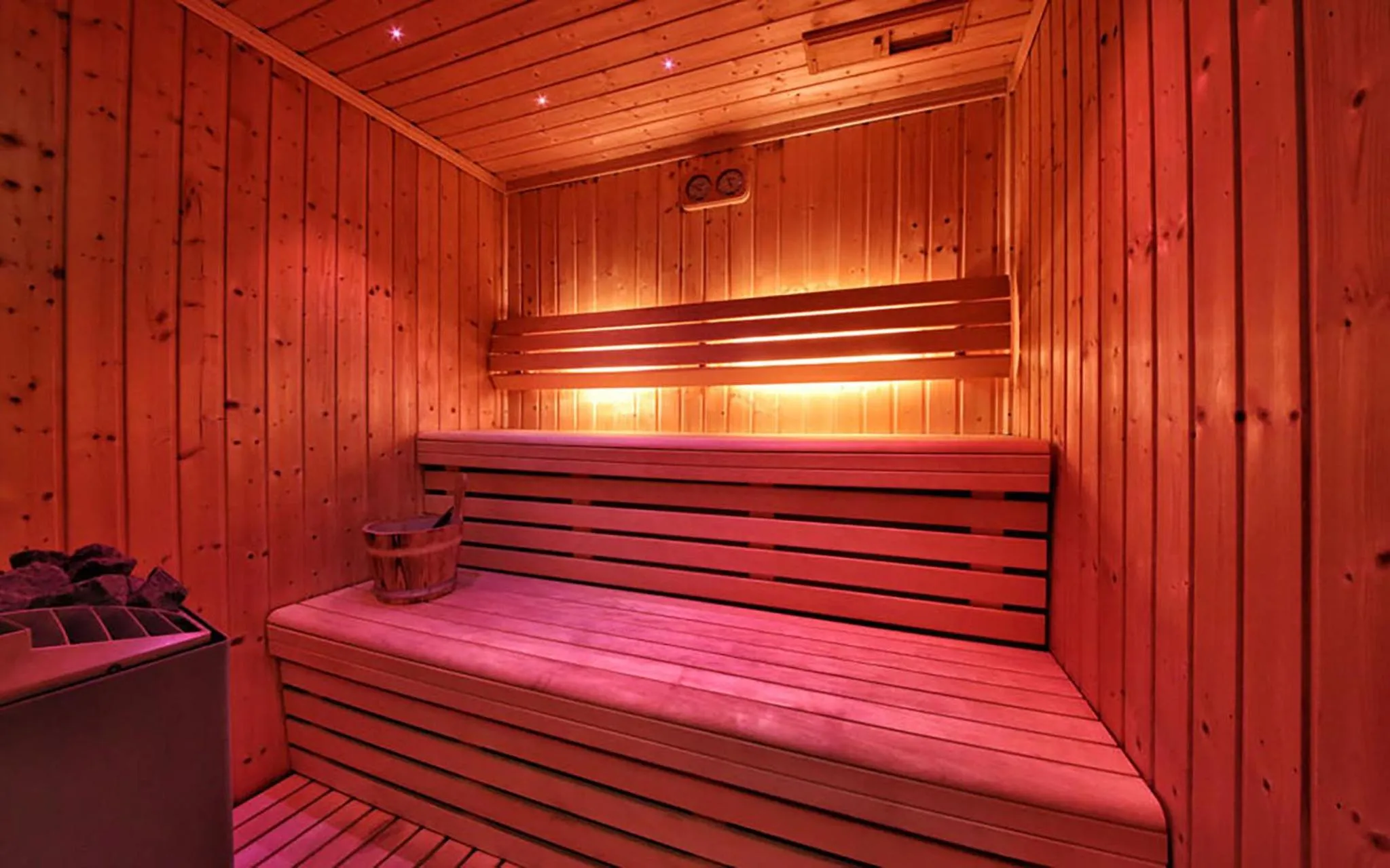 Sauna in Mefuta Hotel