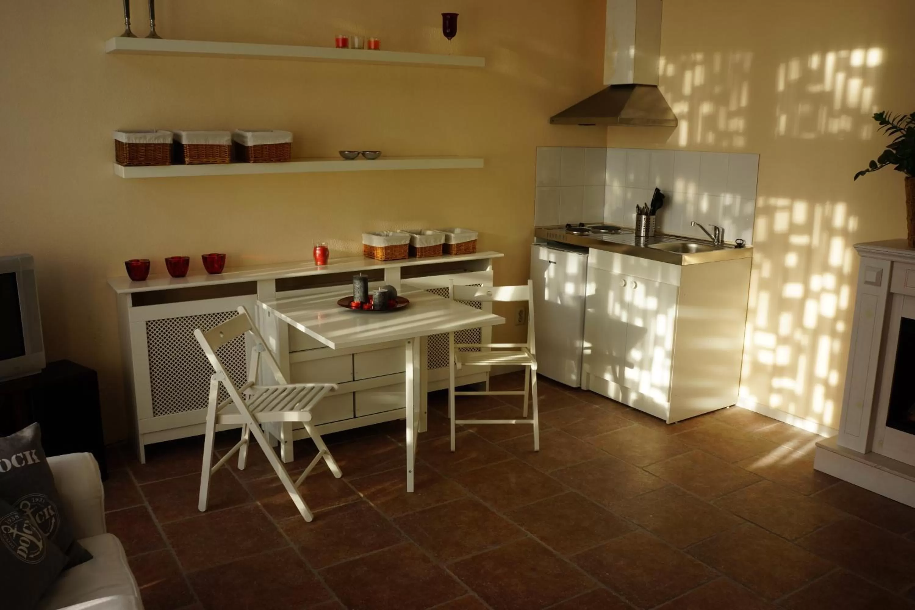 Kitchen or kitchenette in Quarenta Studio