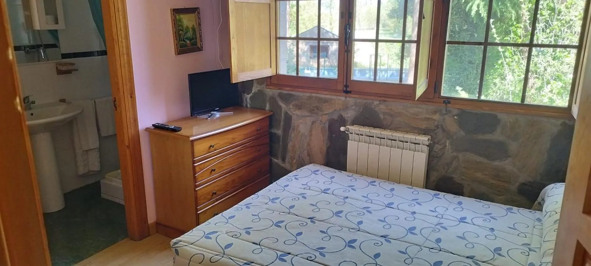 Bed in Hotel Rural Camino Medulas