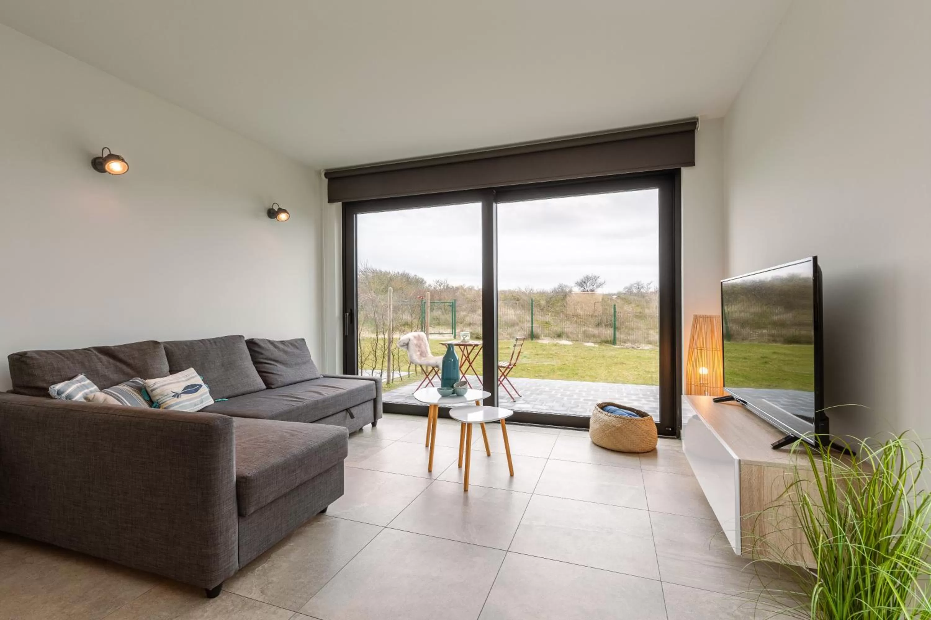 Balcony/Terrace, Seating Area in Whaaw Westende-bad