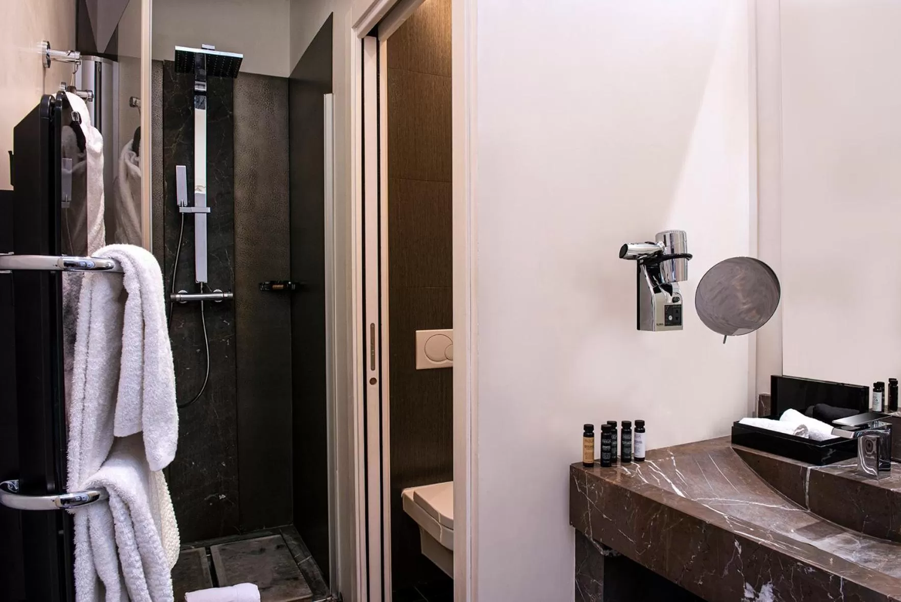 Shower in La Cour des Consuls Hotel & Spa Toulouse - MGallery Collection