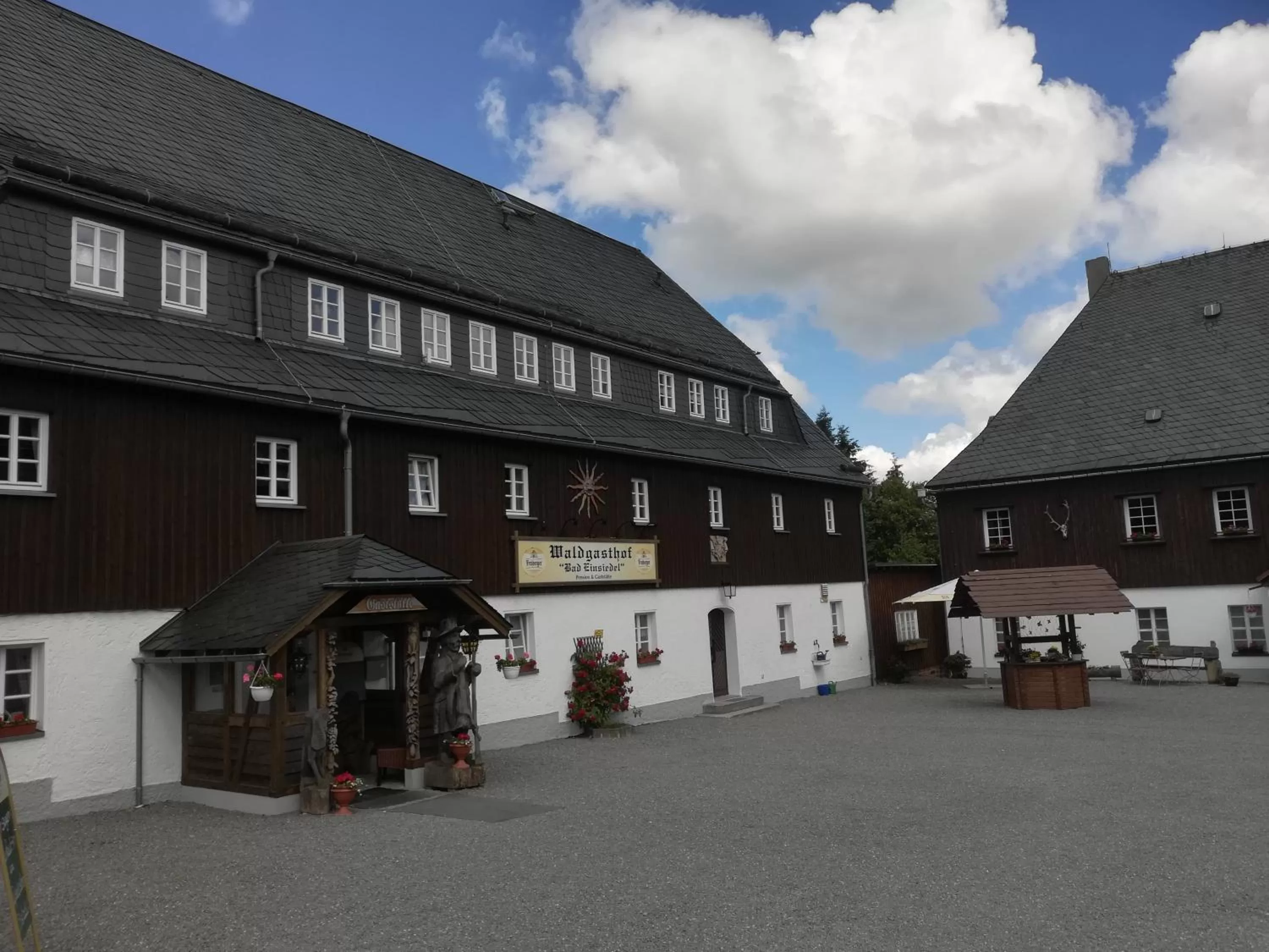 Facade/entrance, Property Building in Waldgasthof Bad Einsiedel