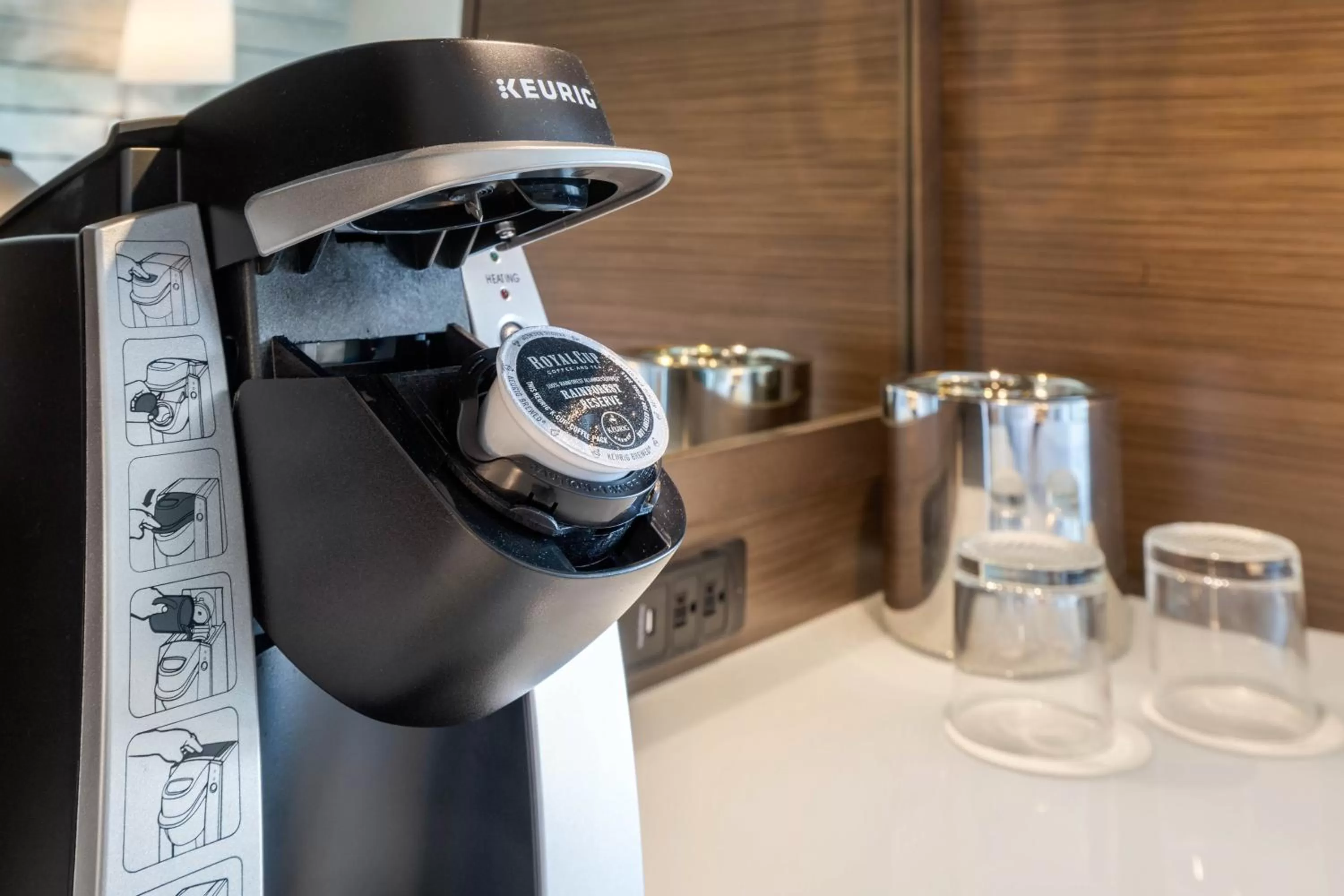 Coffee/tea facilities in DoubleTree by Hilton Charleston Riverview