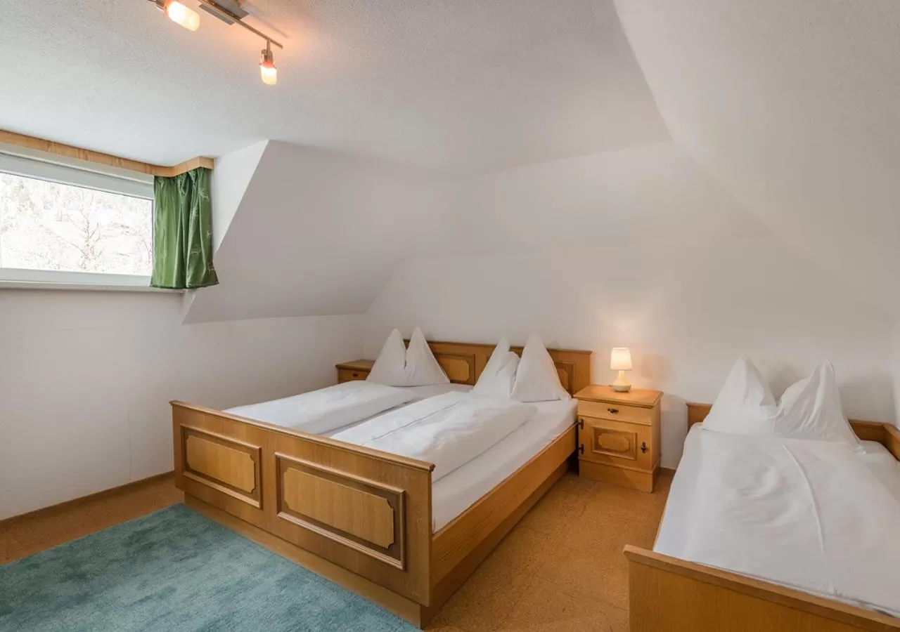 Photo of the whole room, Bed in GRUBERS, Hotel Appartments Gastein