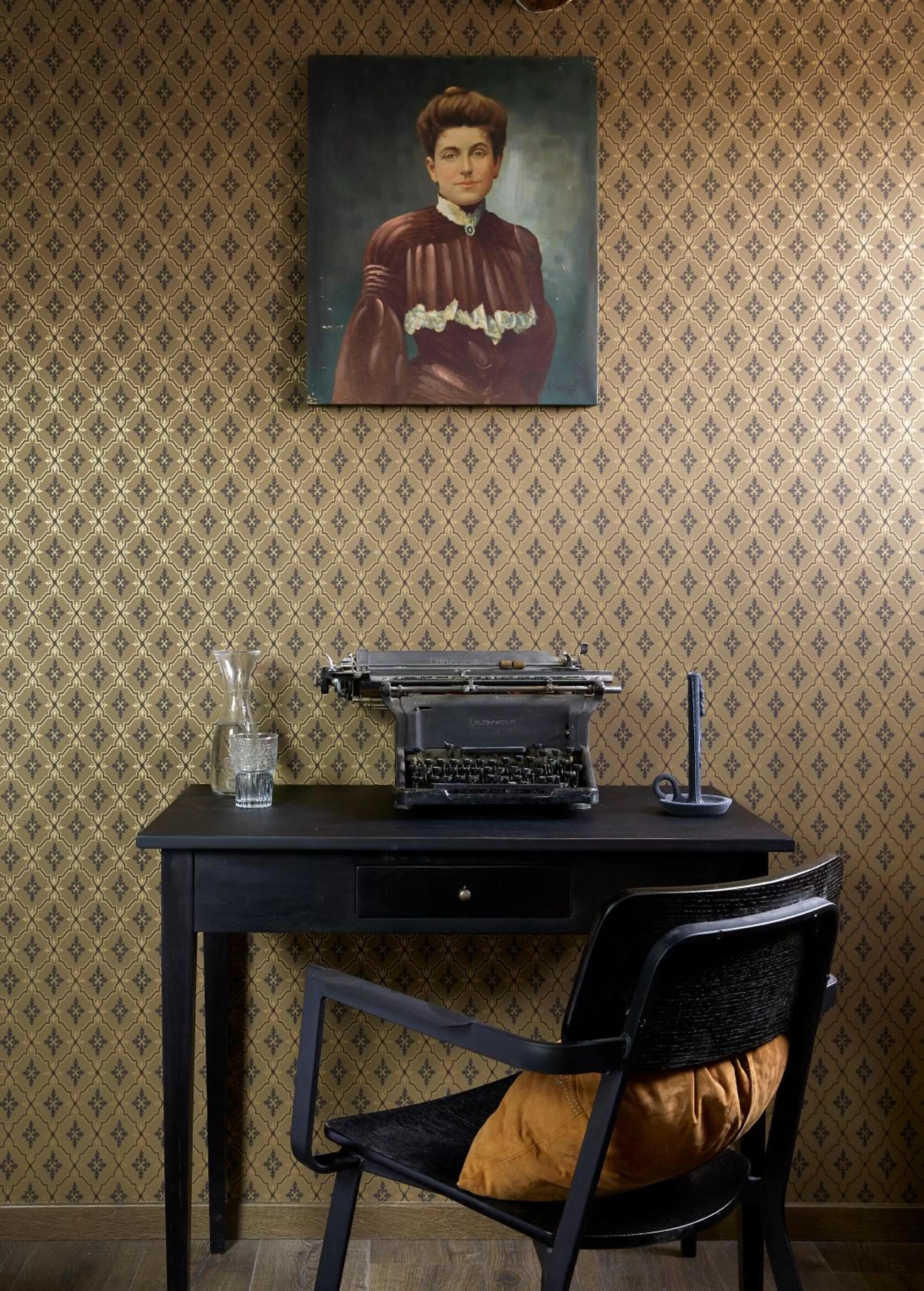 hair dresser in Le Boutik Hotel