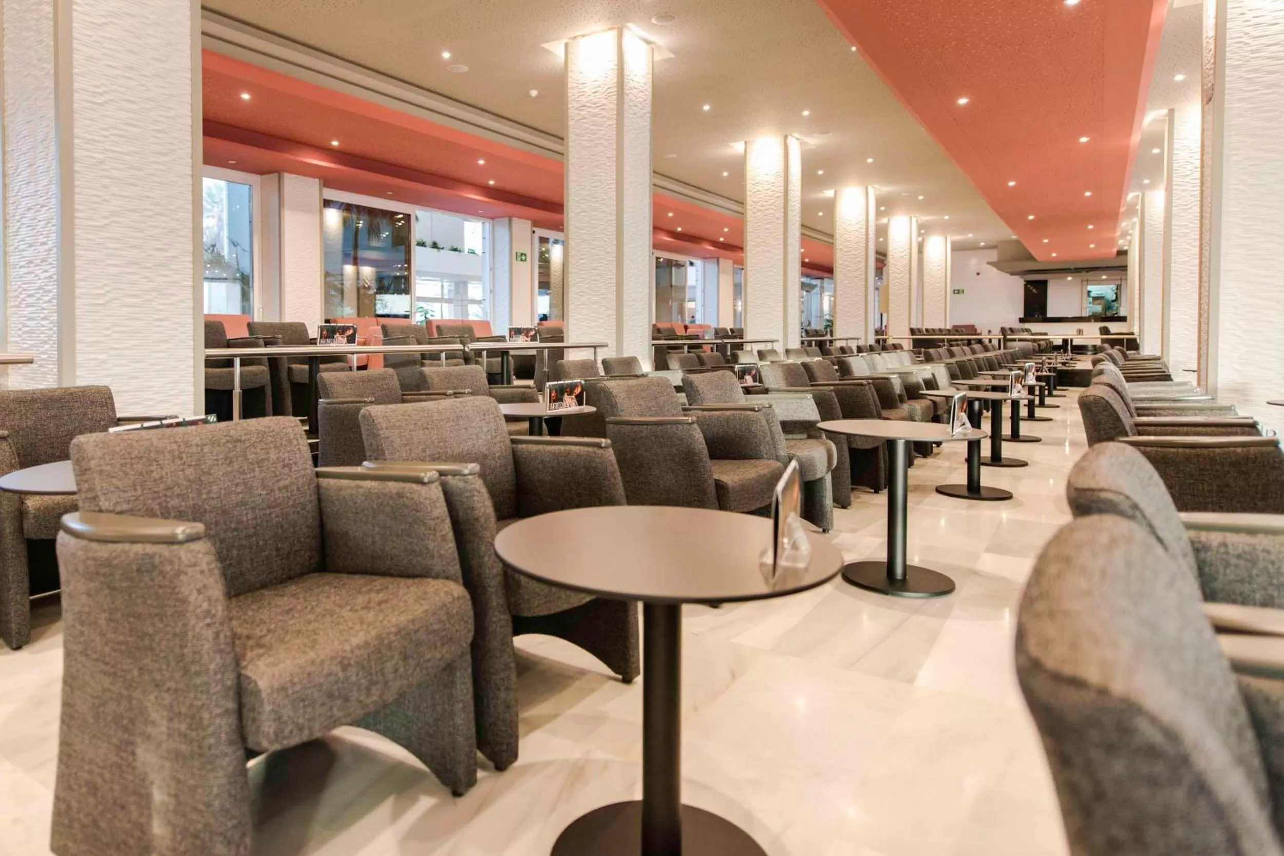 Lounge or bar in Spring Hotel Vulcano