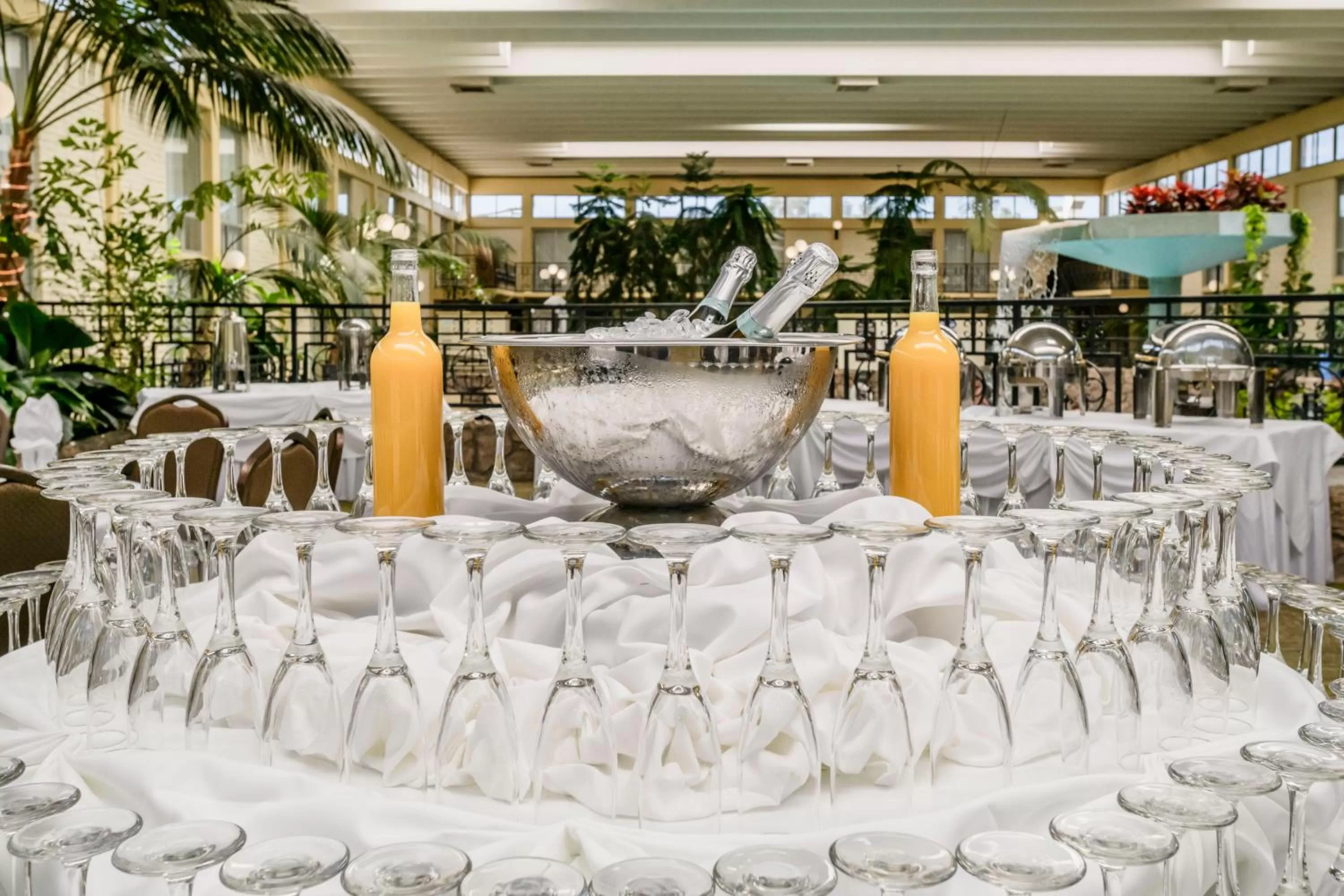 Balcony/Terrace in Wyndham Garden Fresno Yosemite Airport