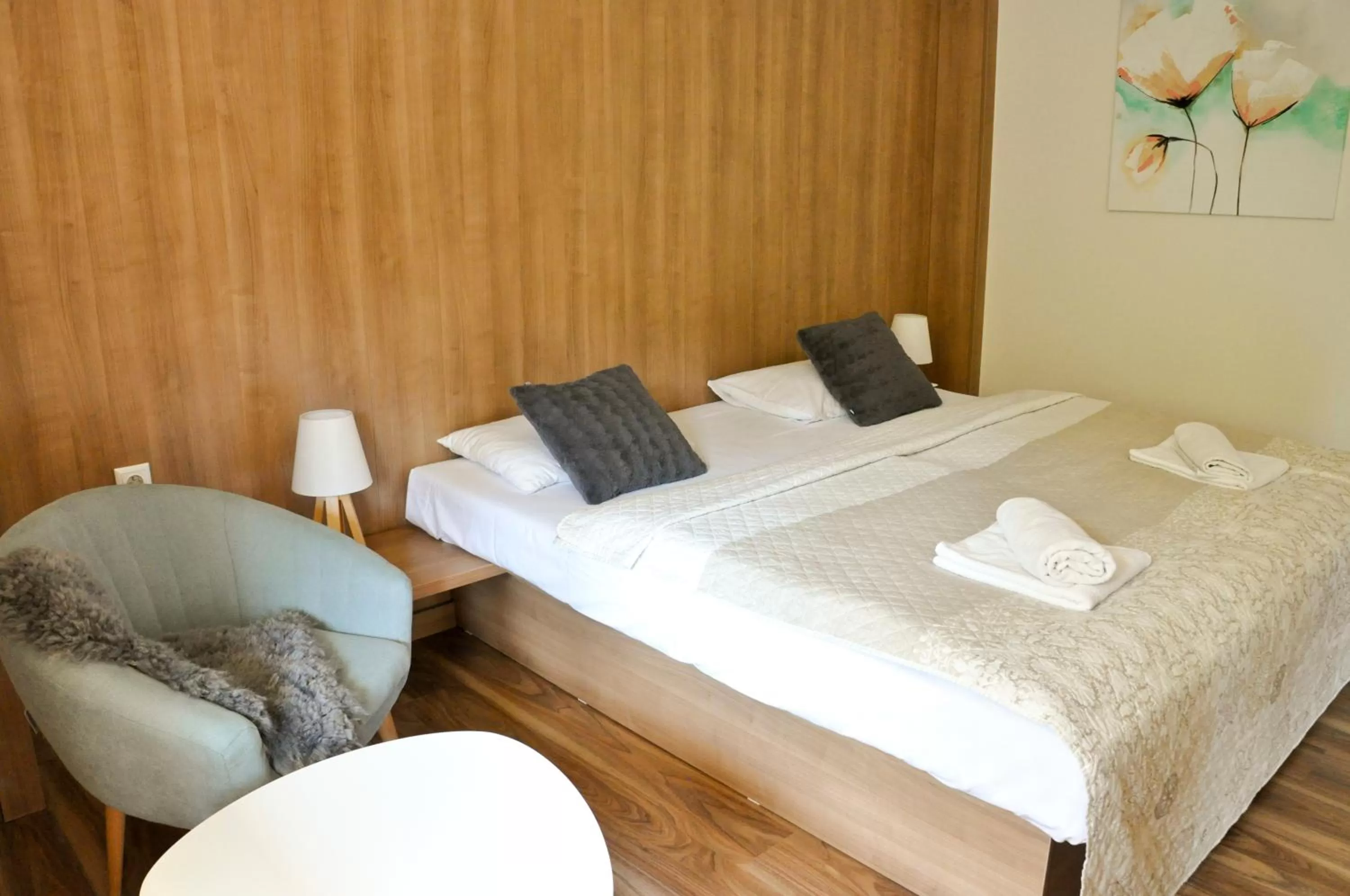 Bedroom, Bed in Hotel Garni