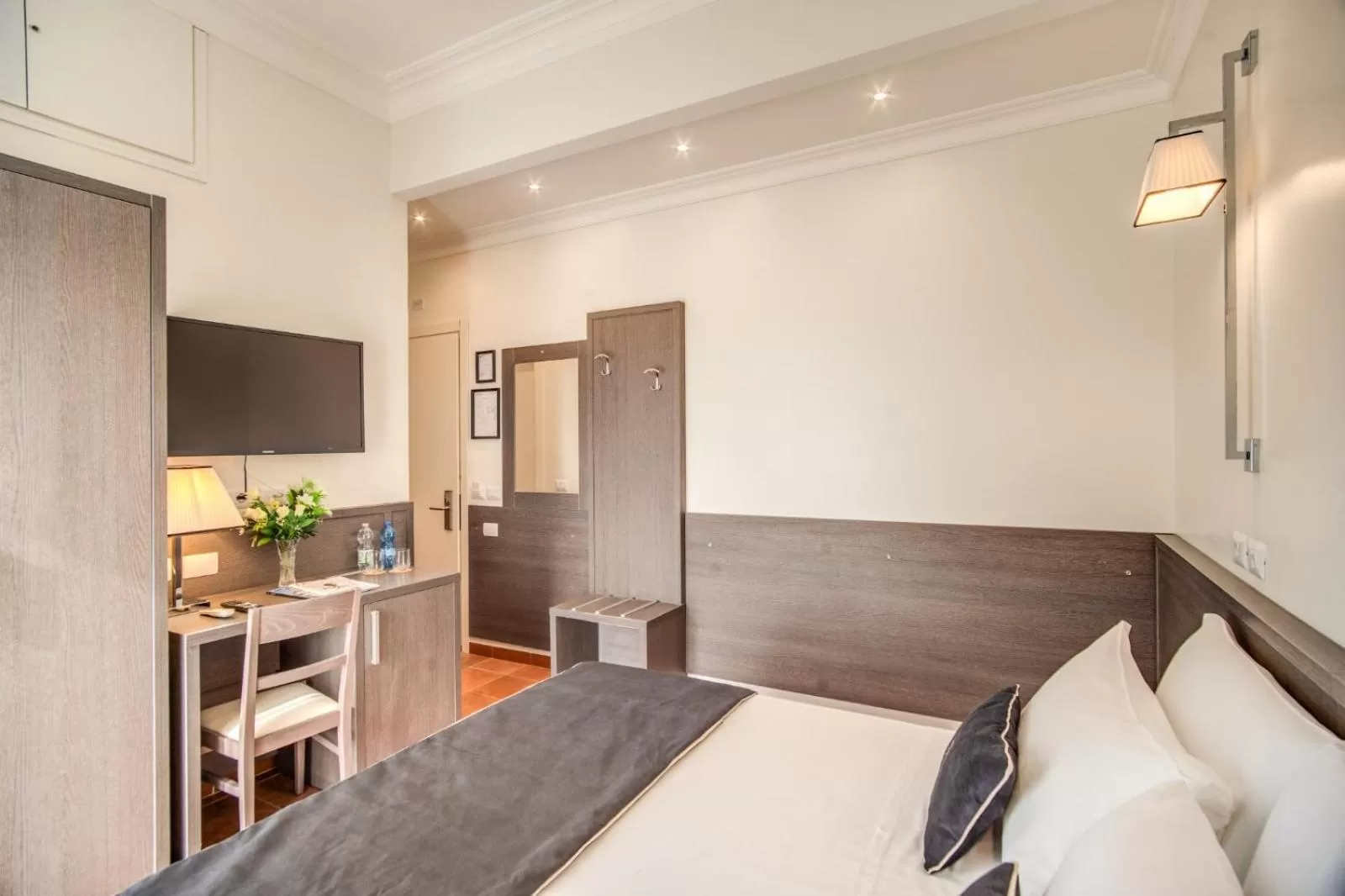 Photo of the whole room, Bed in Hotel Mirti