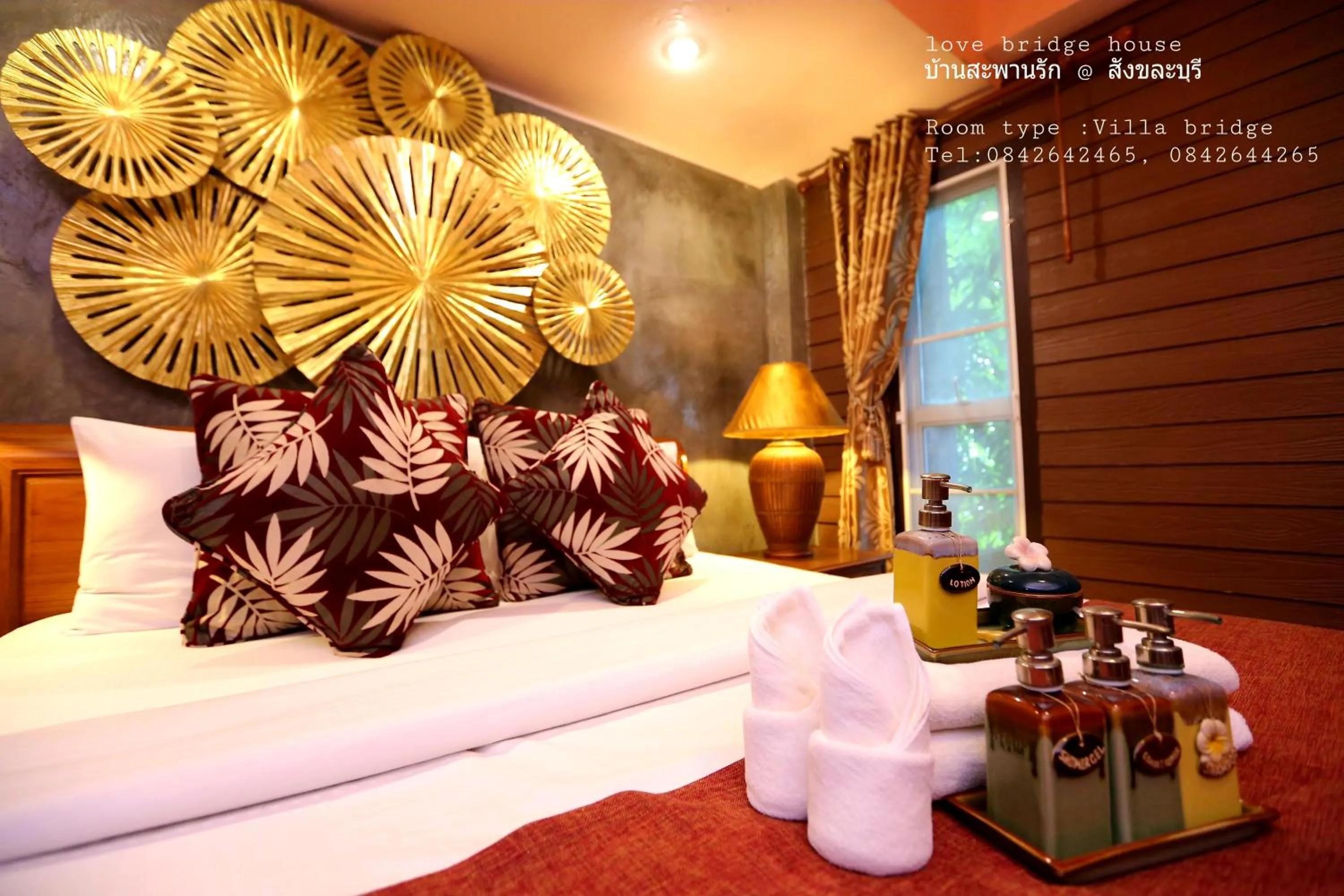 Bed in Love Bridge House บ้านสะพานรัก