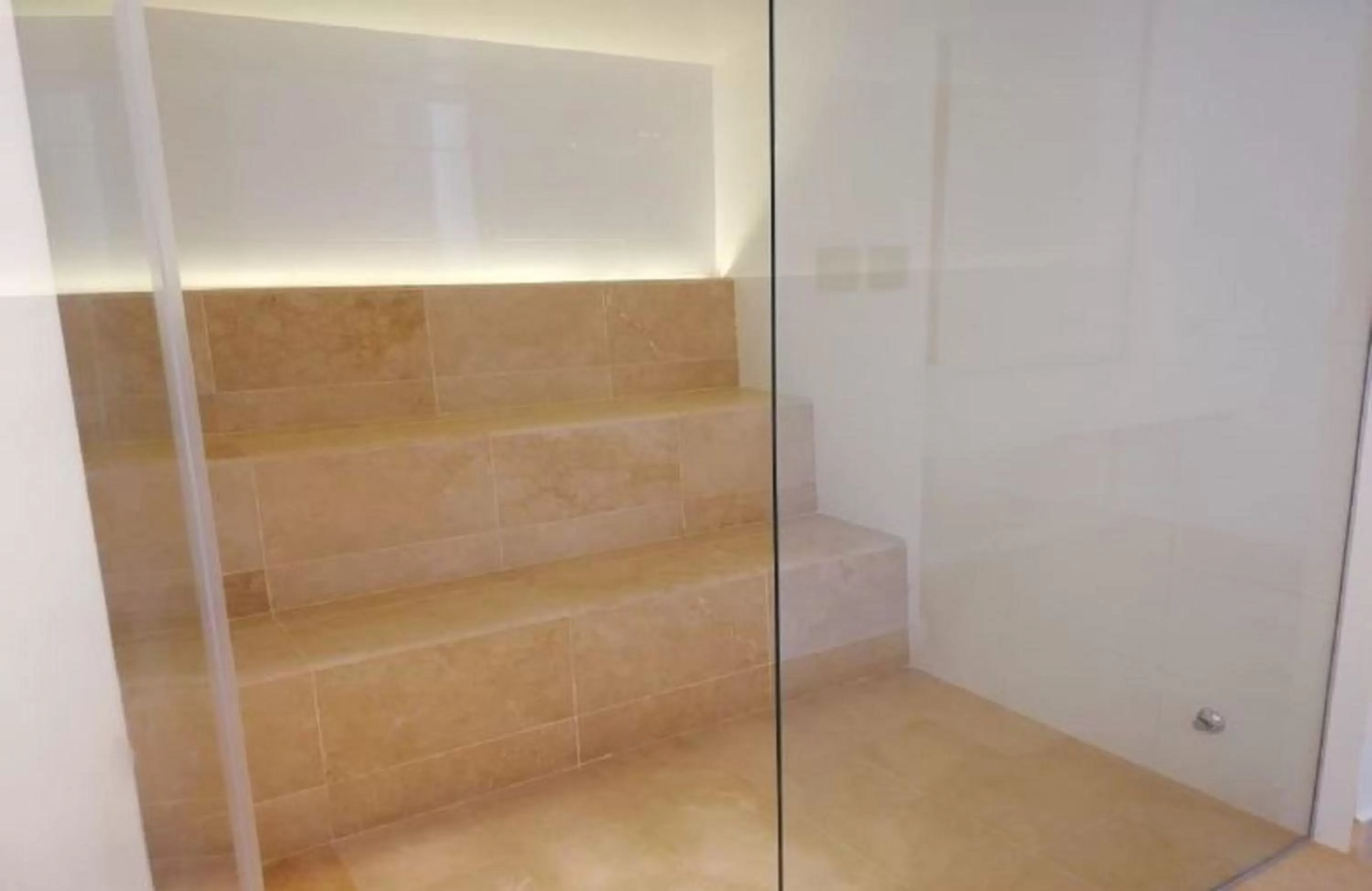 Steam room in Estelar La Torre Suites