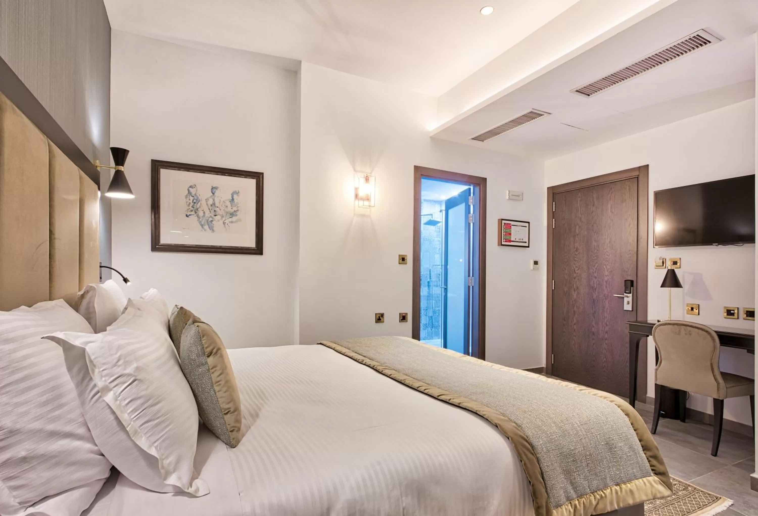 Bed in Palazzo Rosaria Boutique Hotel