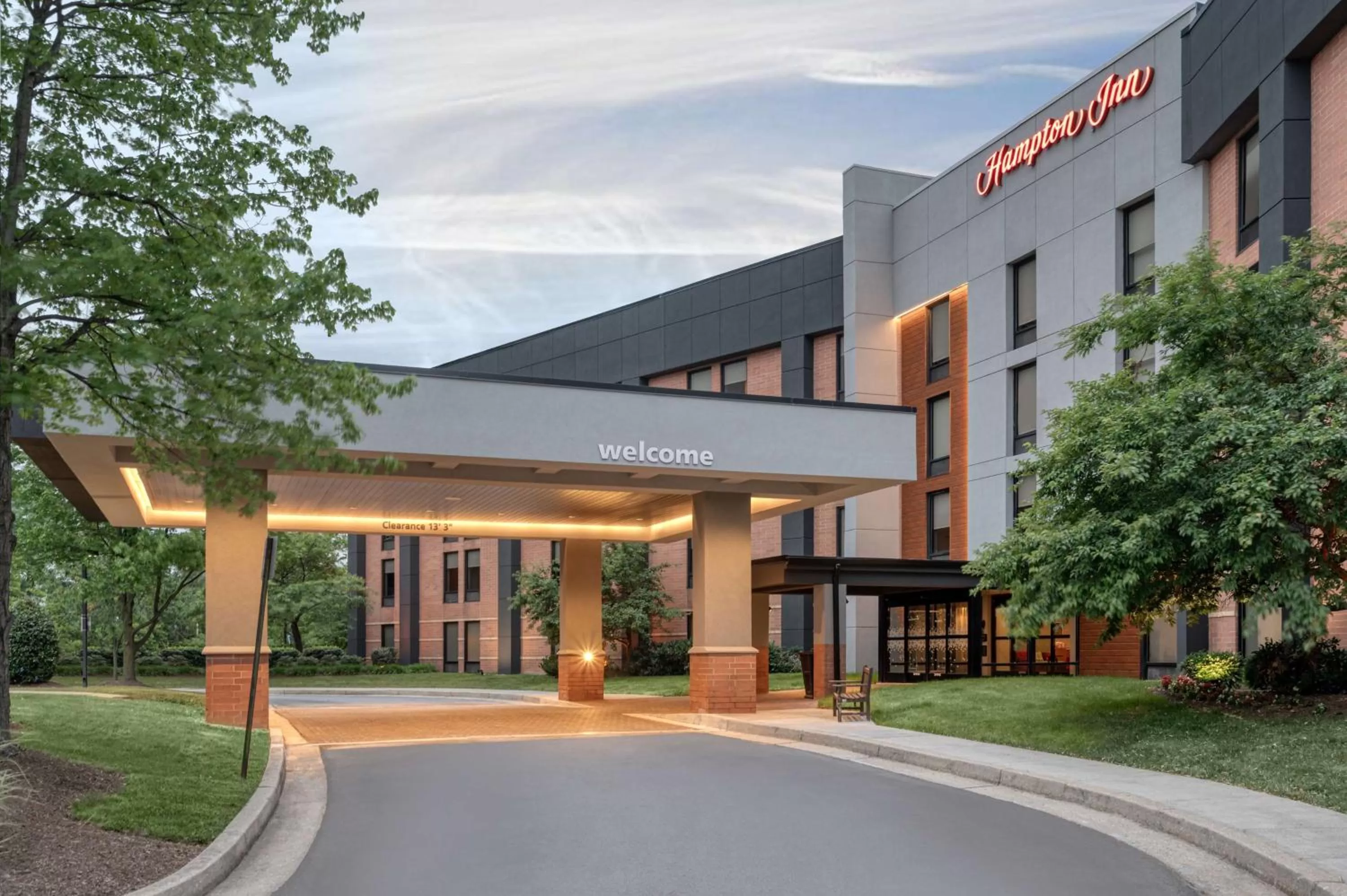 Property building in Hampton Inn Baltimore/White Marsh