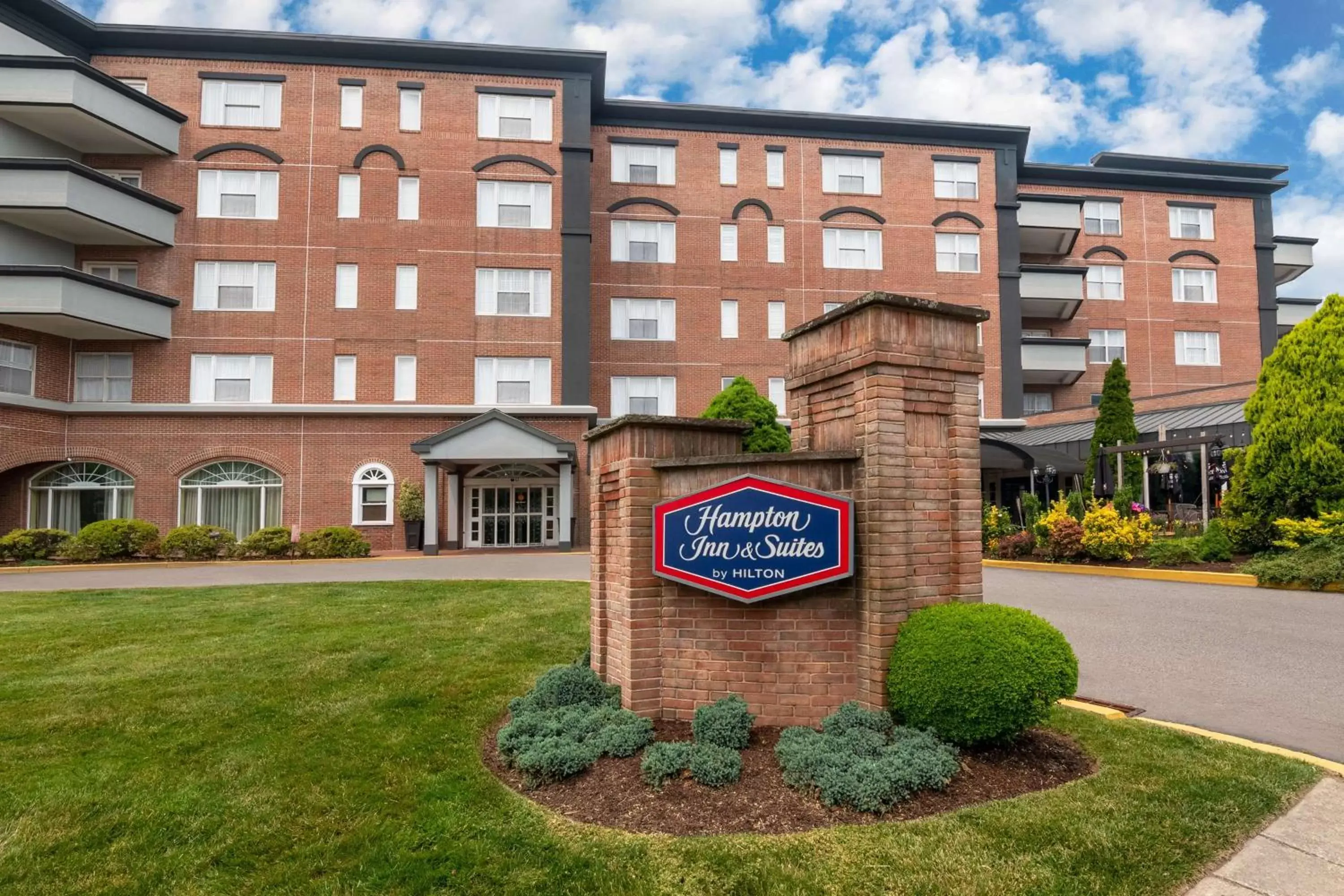 Hampton Inn & Suites Stamford Hampton Inn & Suites Stamford