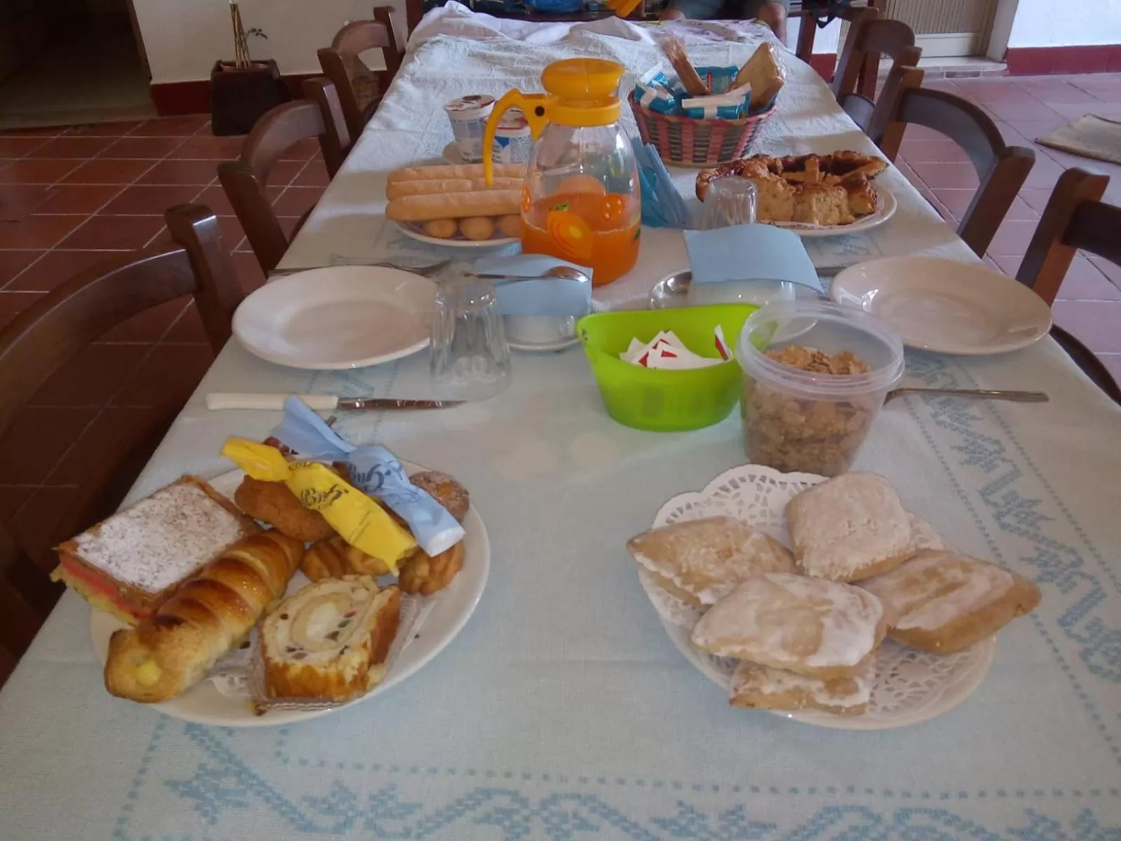 Breakfast in Bed & Breakfast Paui