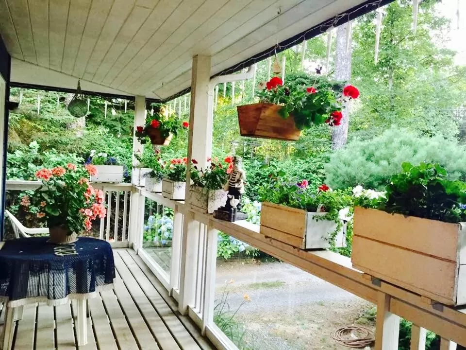 Seafarer Bed & Breakfast