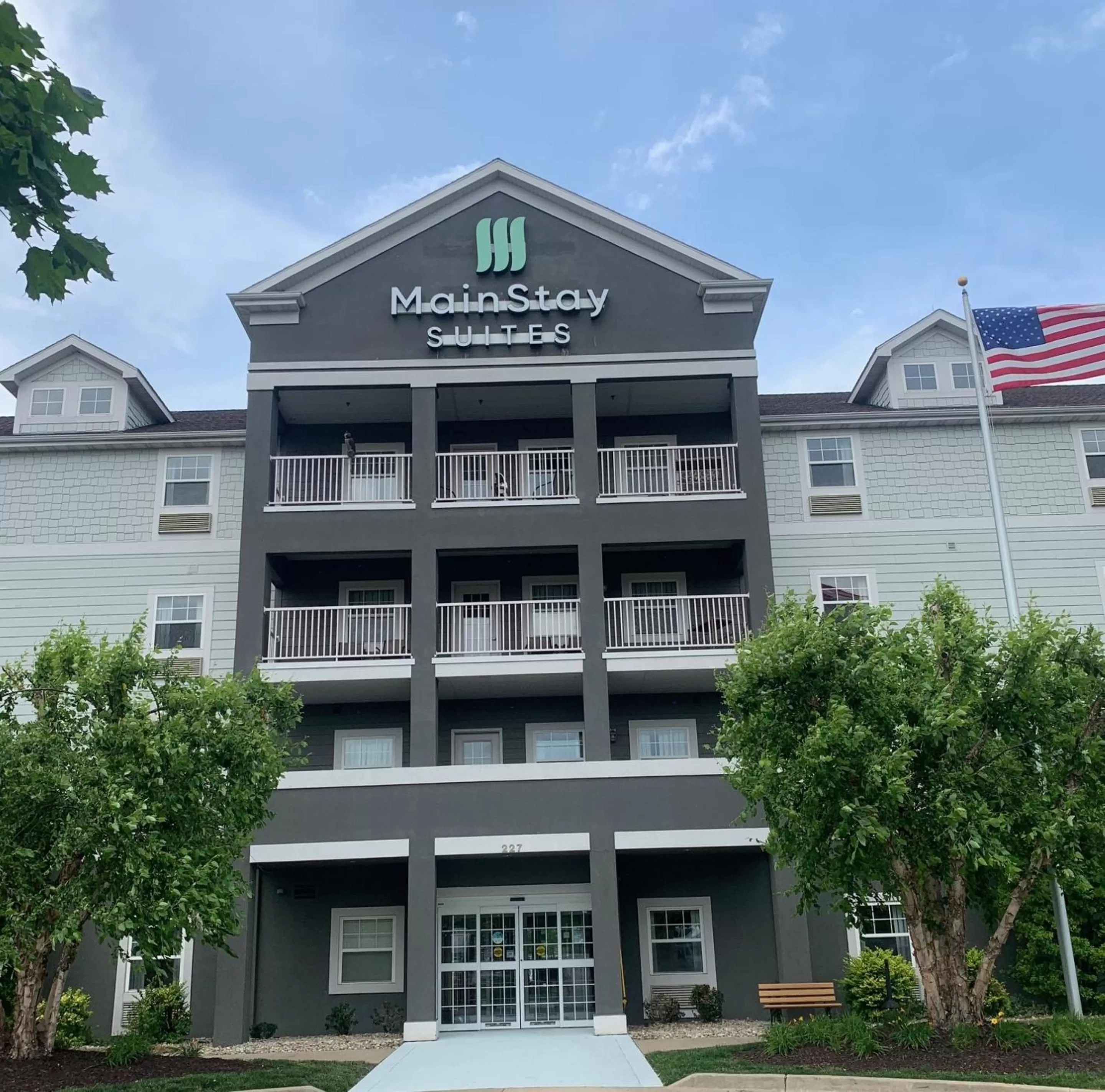 Property building in MainStay Suites St Robert - Fort Leonard Wood