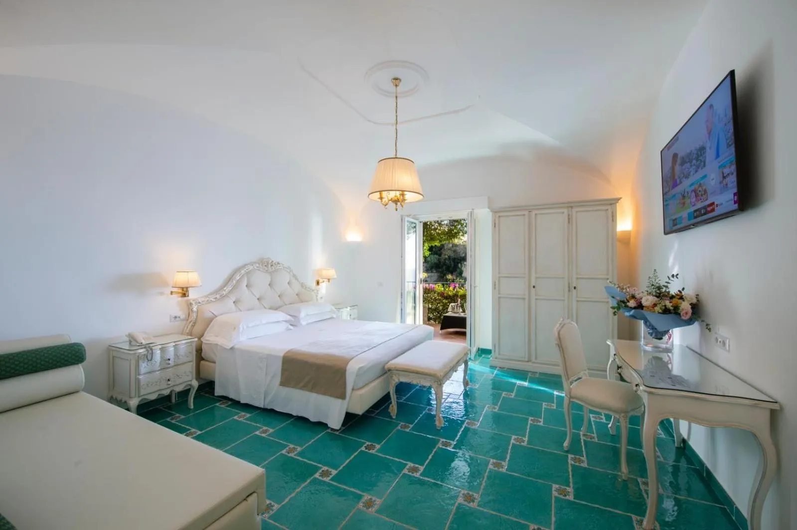 Bedroom, Bed in Hotel Pellegrino