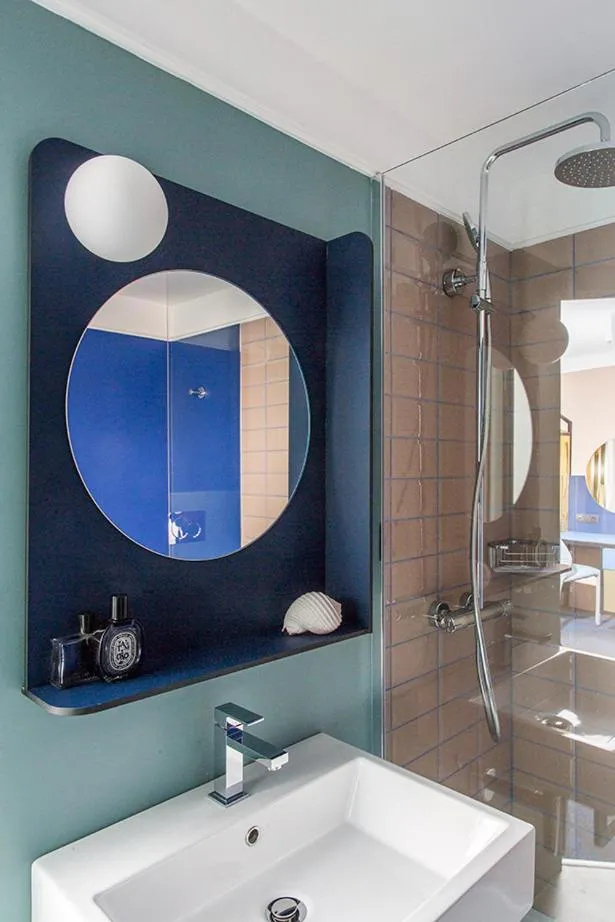 Bathroom in Hôtel les Cigales