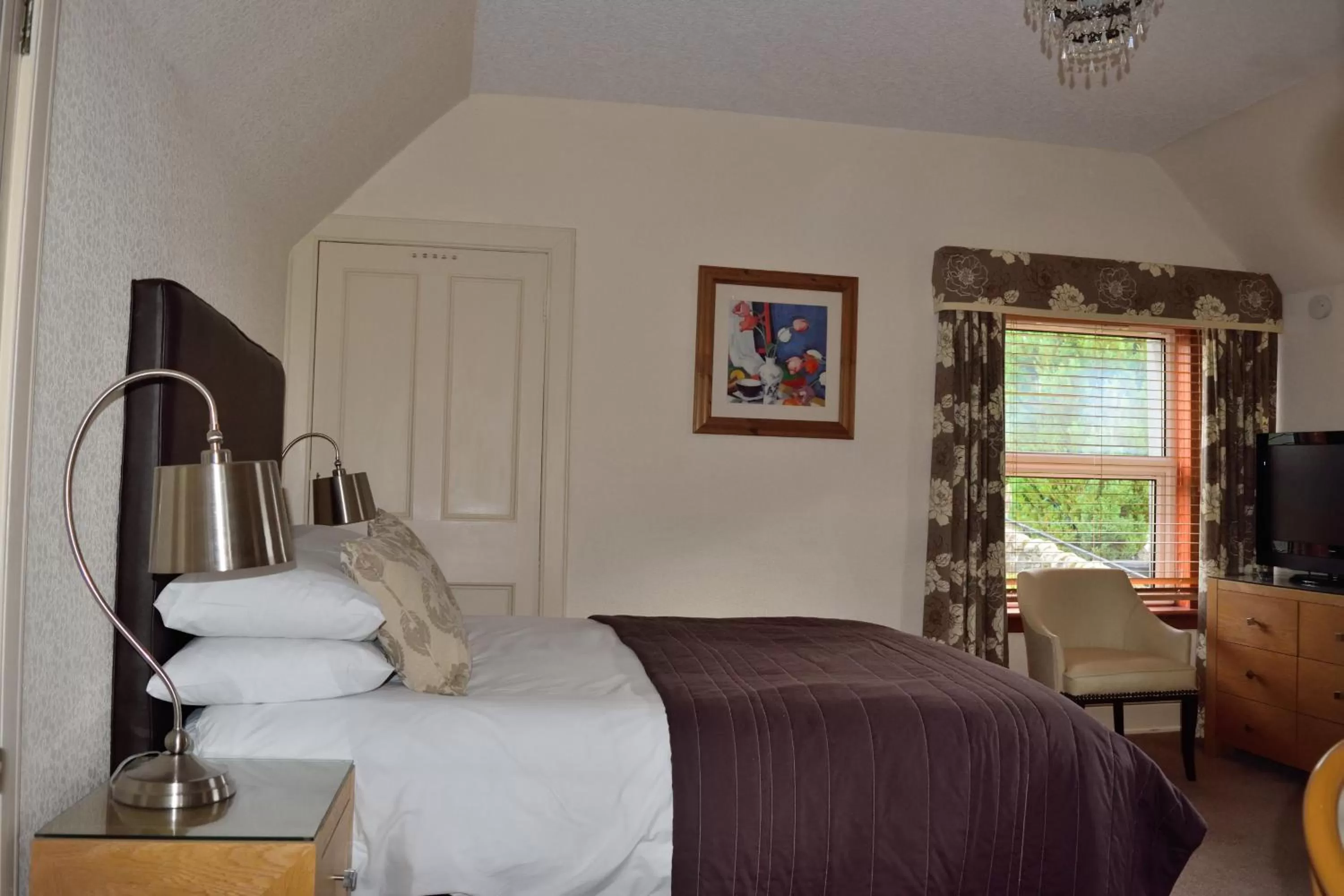 Bed in Ardvane Bed & Breakfast