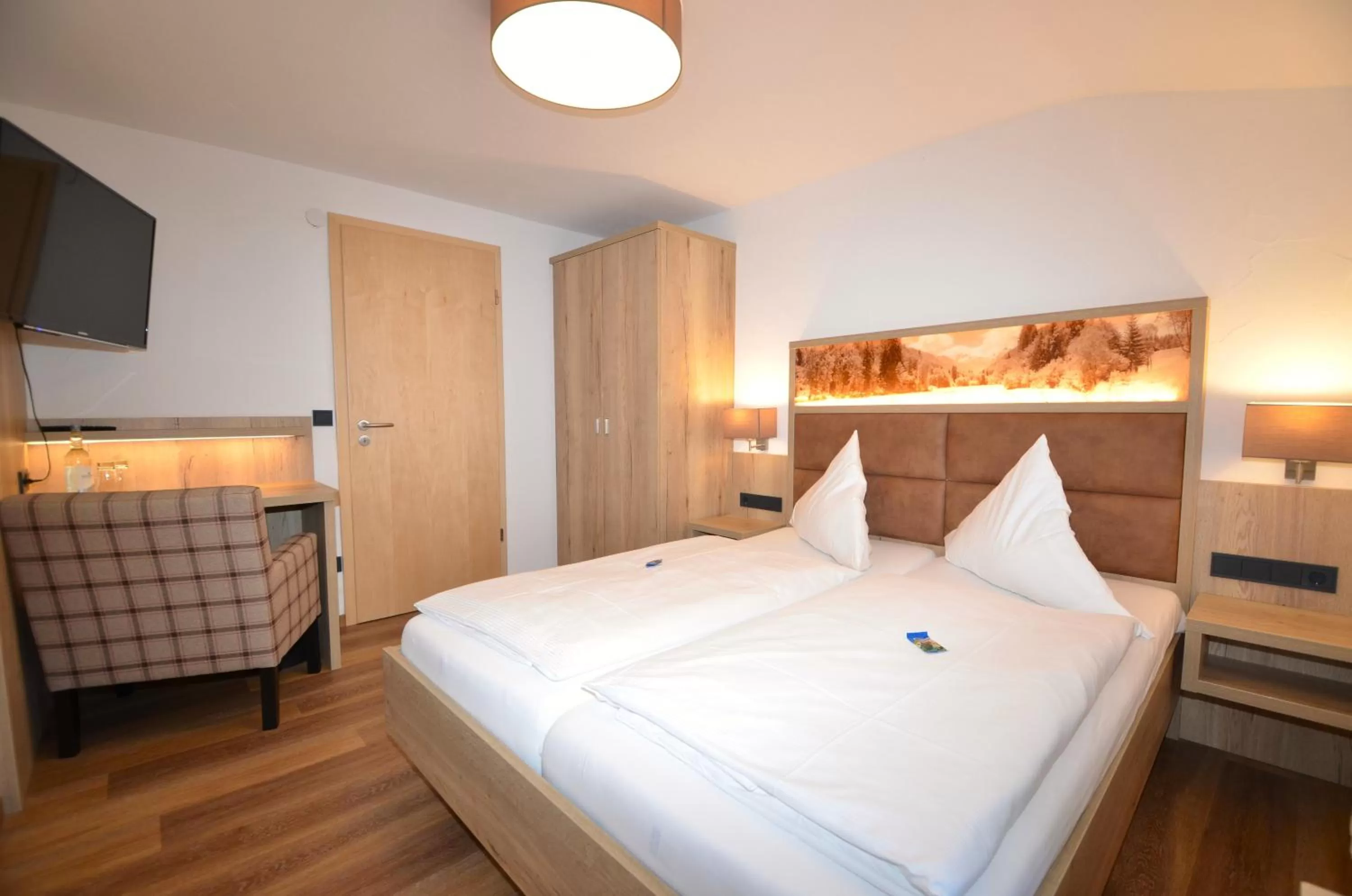 Photo of the whole room, Bed in Naturhotel Café Waldesruhe