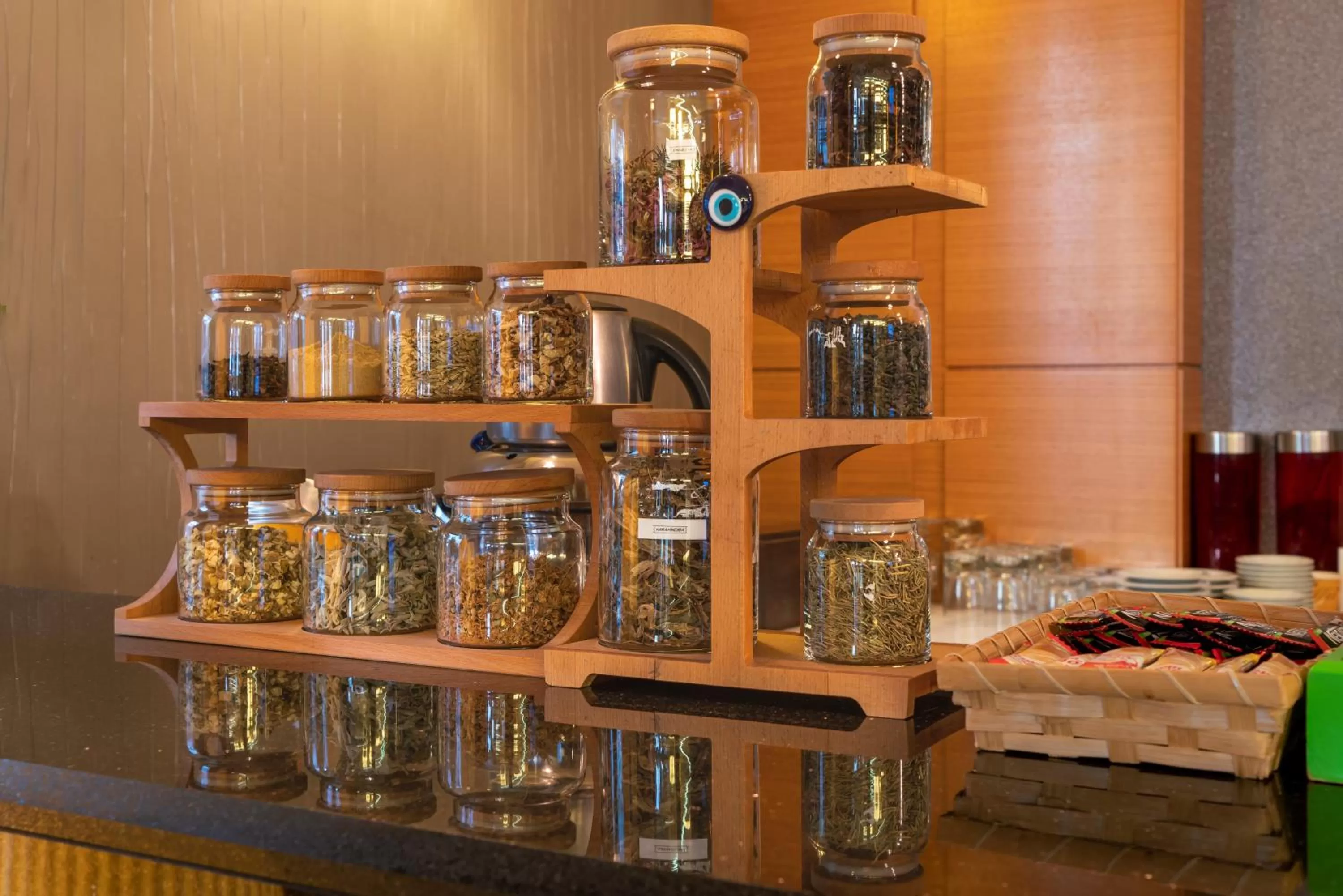 Lounge or bar in Midtown Hotel