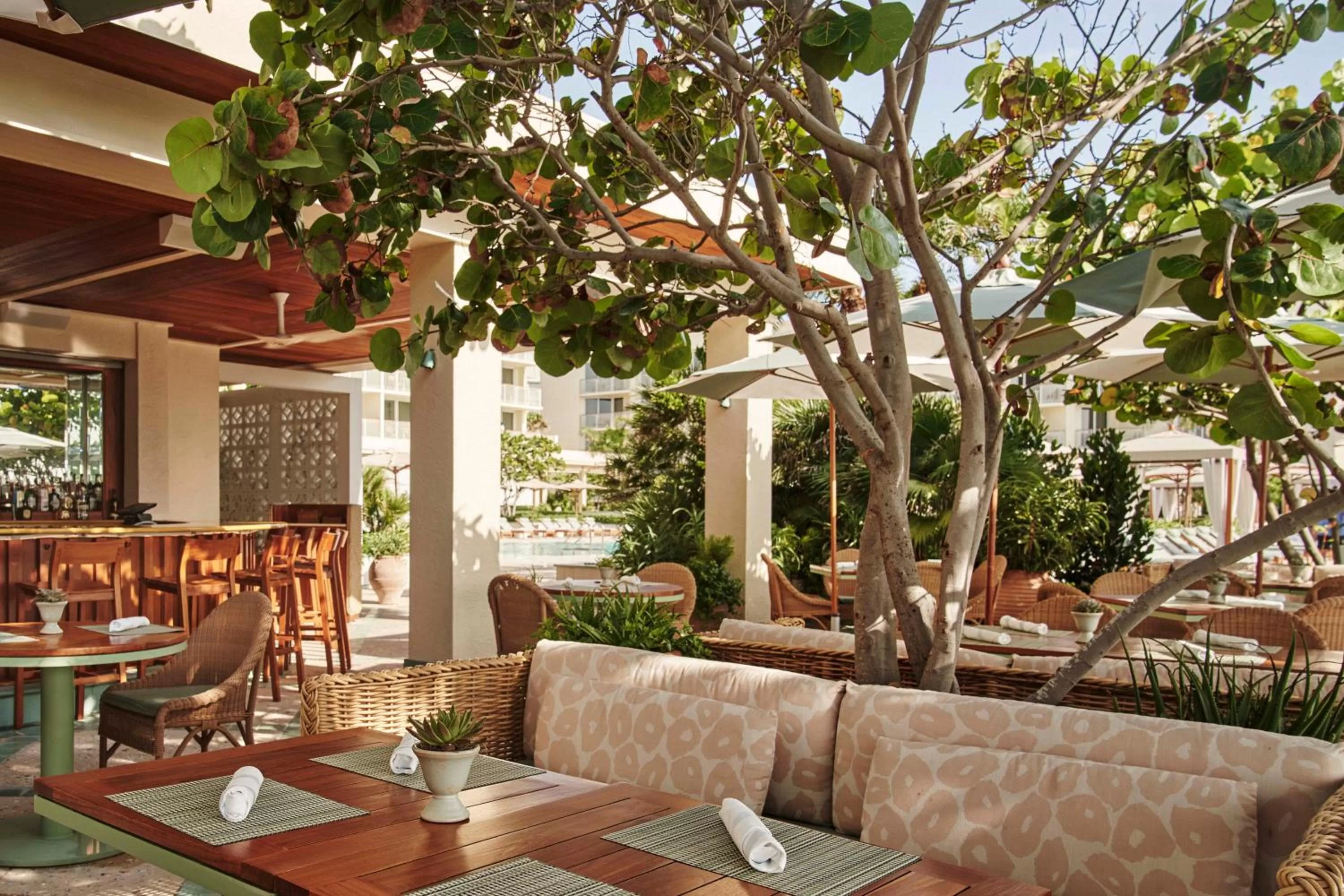 Restaurant/places to eat in Four Seasons Resort Palm Beach