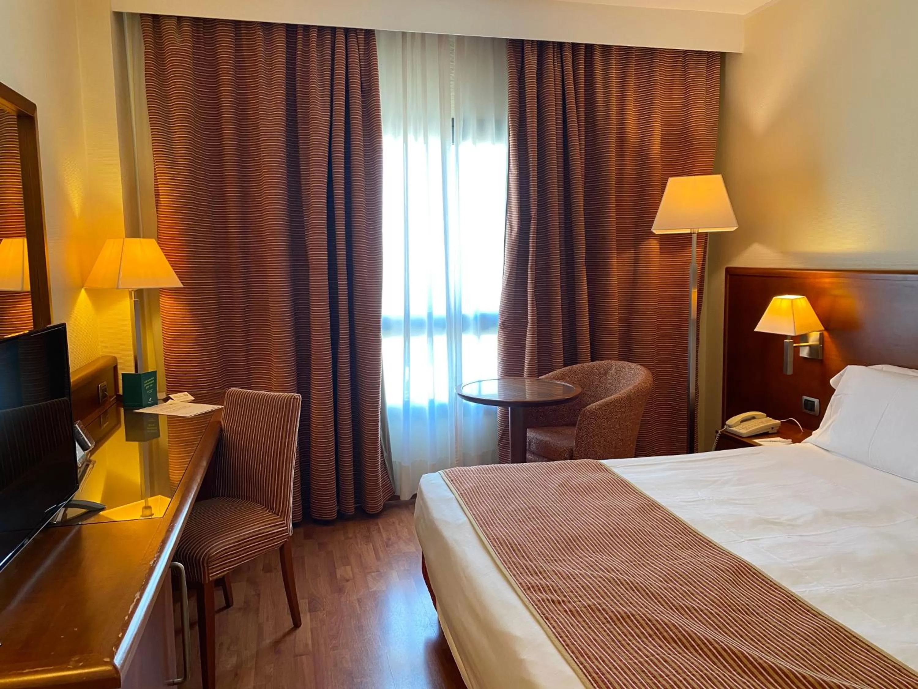 Photo of the whole room, Bed in Holiday Inn Cagliari by IHG