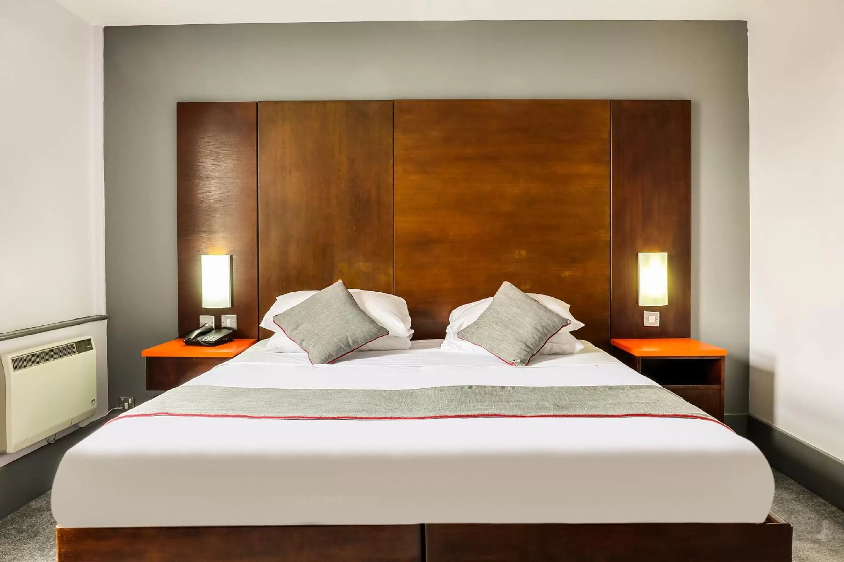 Bed in Best Western Sheffield City Hotel