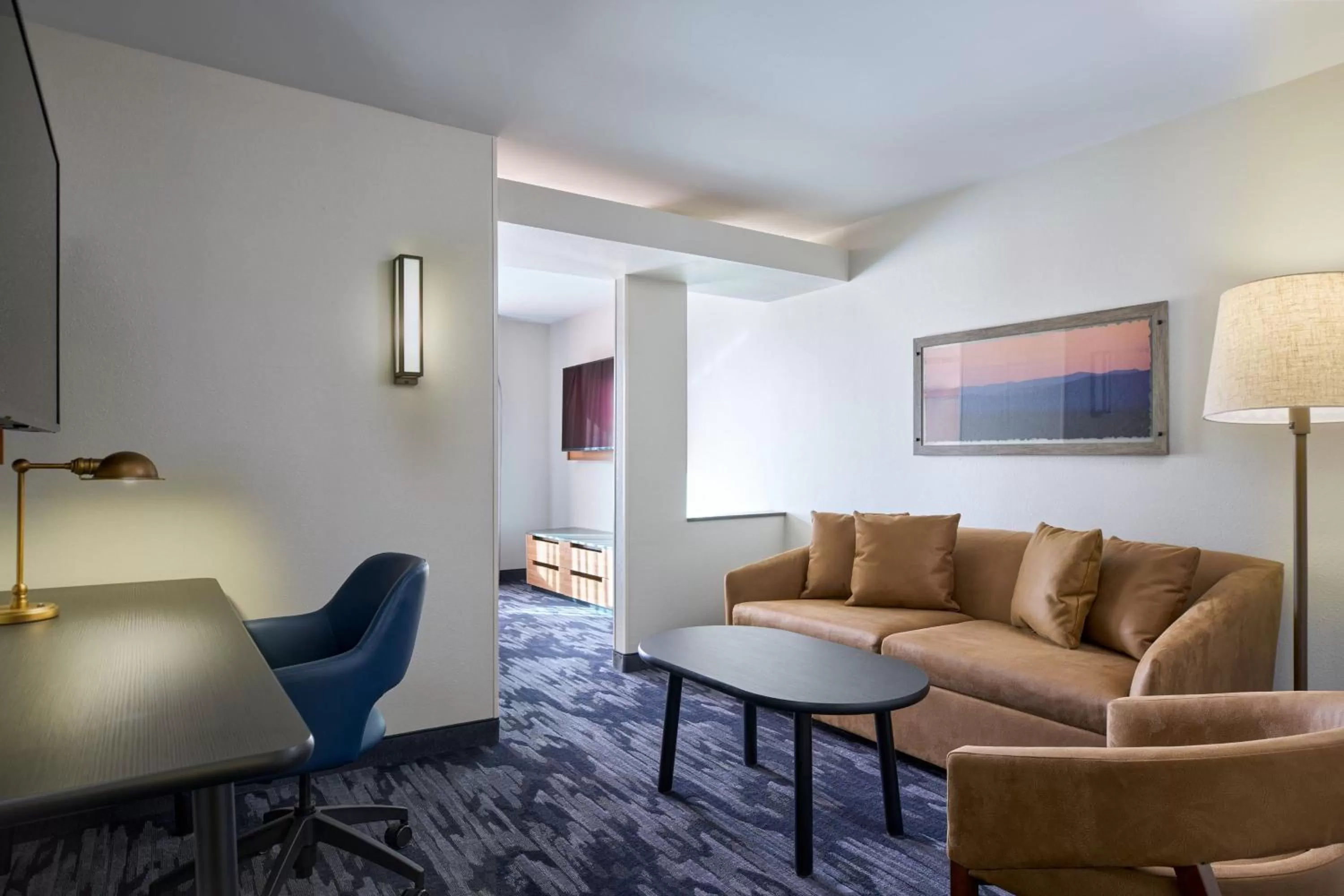 Living room in Fairfield Inn and Suites by Marriott Winchester