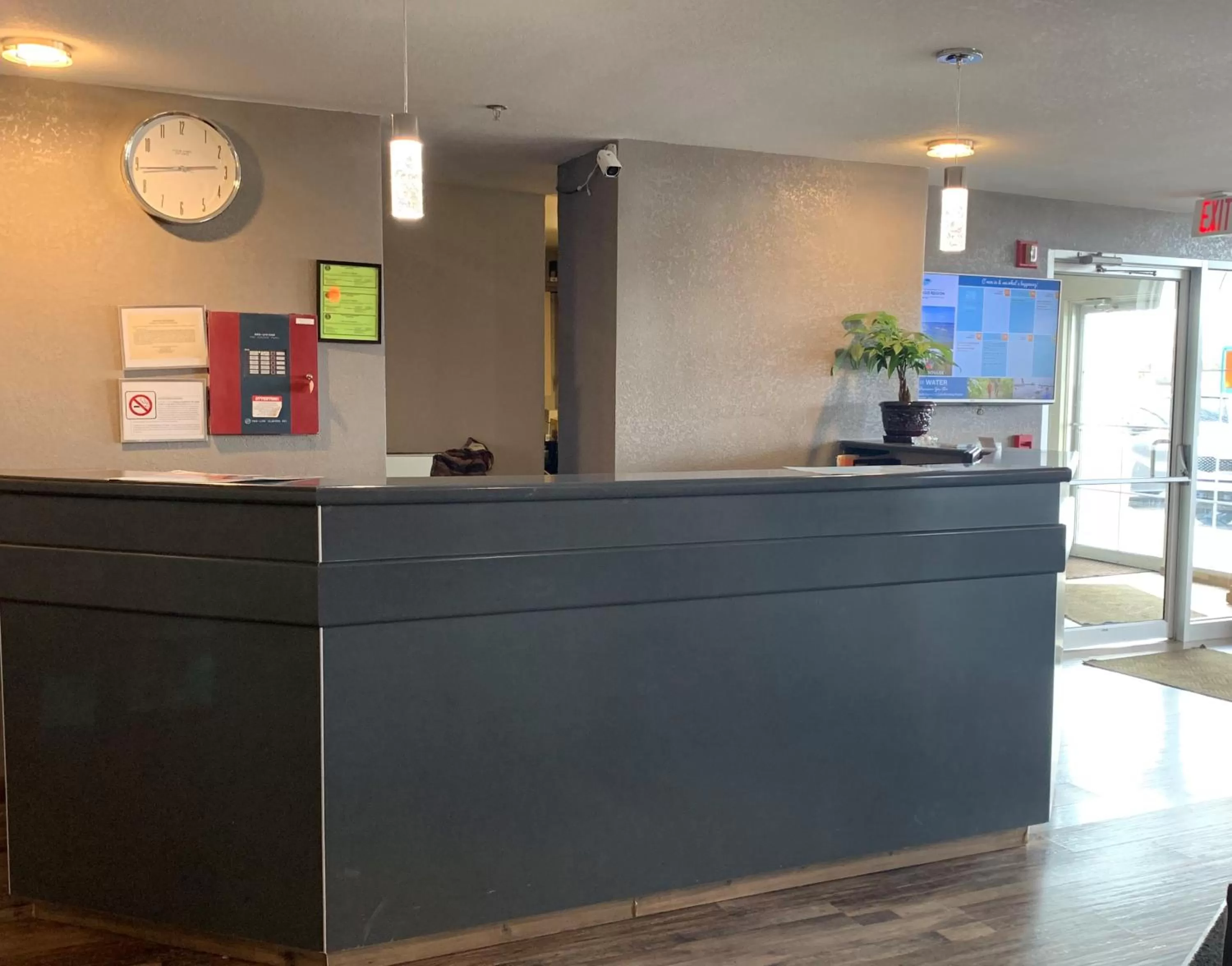 Lobby or reception in Microtel Inn & Suites by Wyndham Fond Du Lac